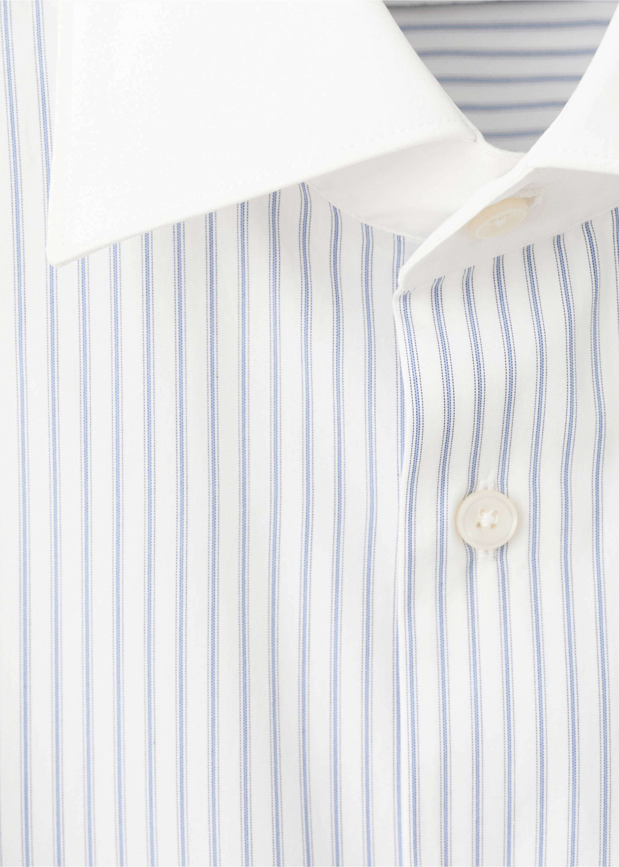 100% cotton slim-fit striped shirt - Details of the article 8, Sky Blue. Ref: 27058272-00.