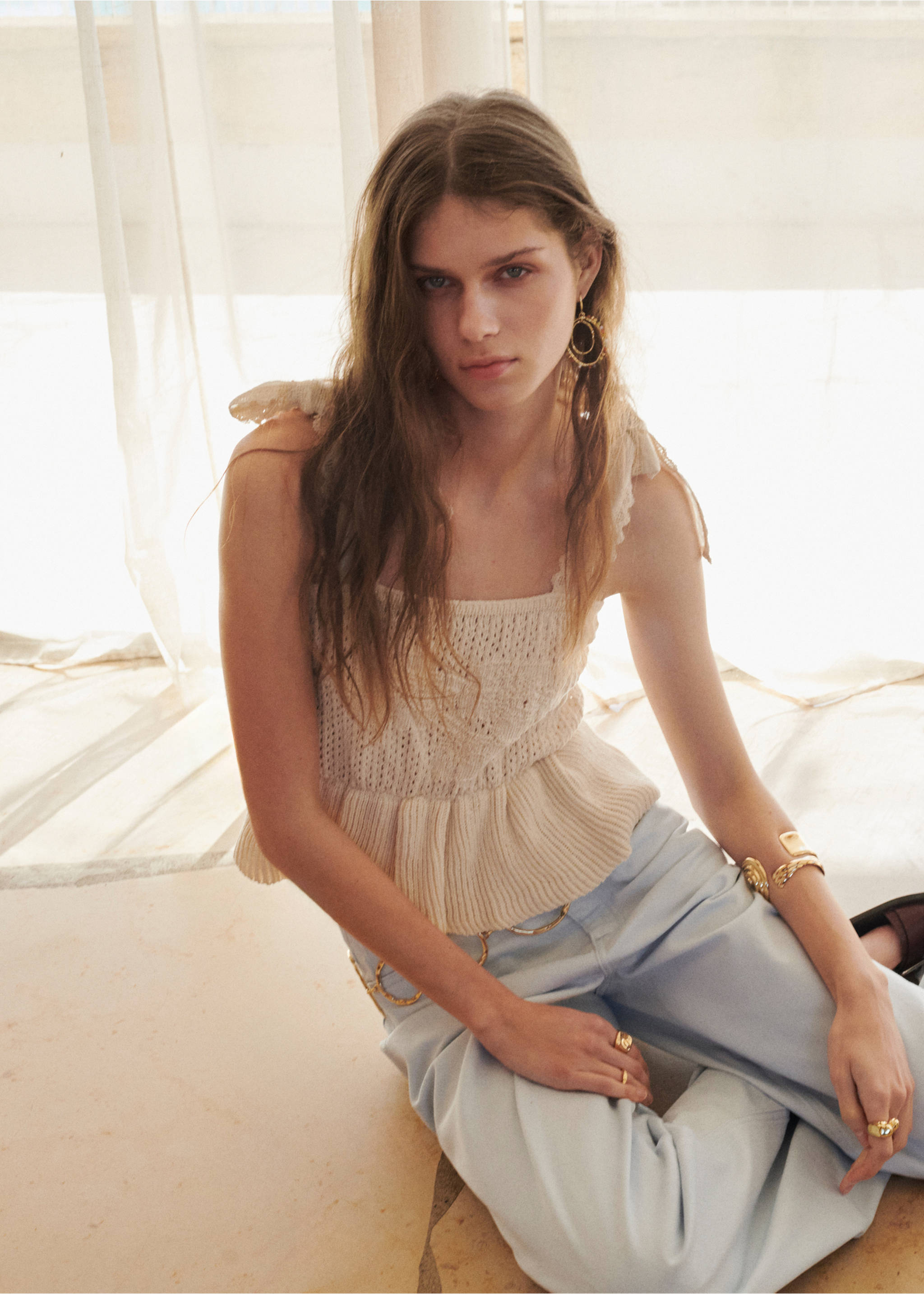 Openwork knitted top with bows - Medium plane, Ecru. Ref: 27058277-00.