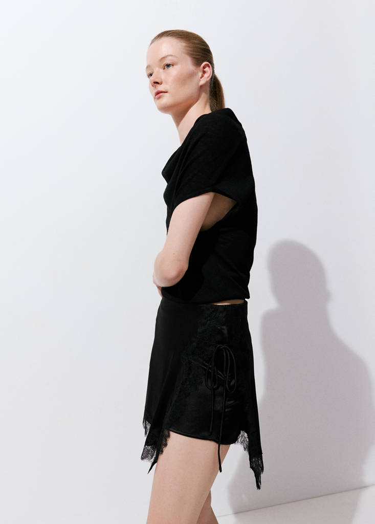 Lace slip skirt — Black