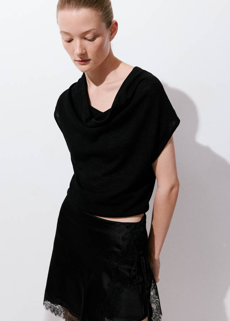Lace slip skirt — Black