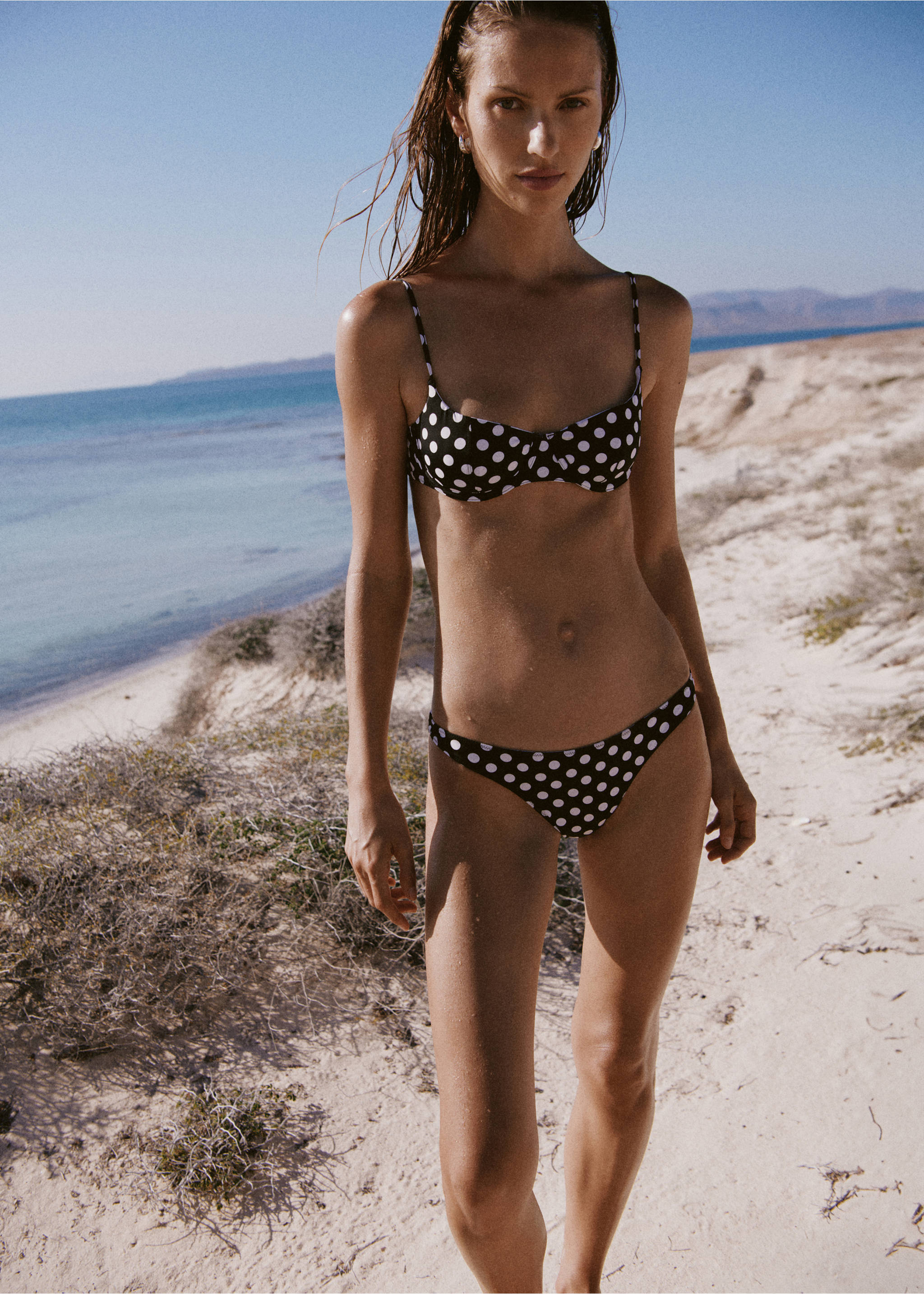 Polka-dot bikini bottom - General plane, Black. Ref: 27058647-00.