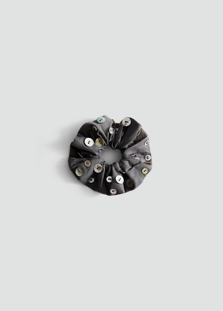 Scrunchie with embroidered buttons