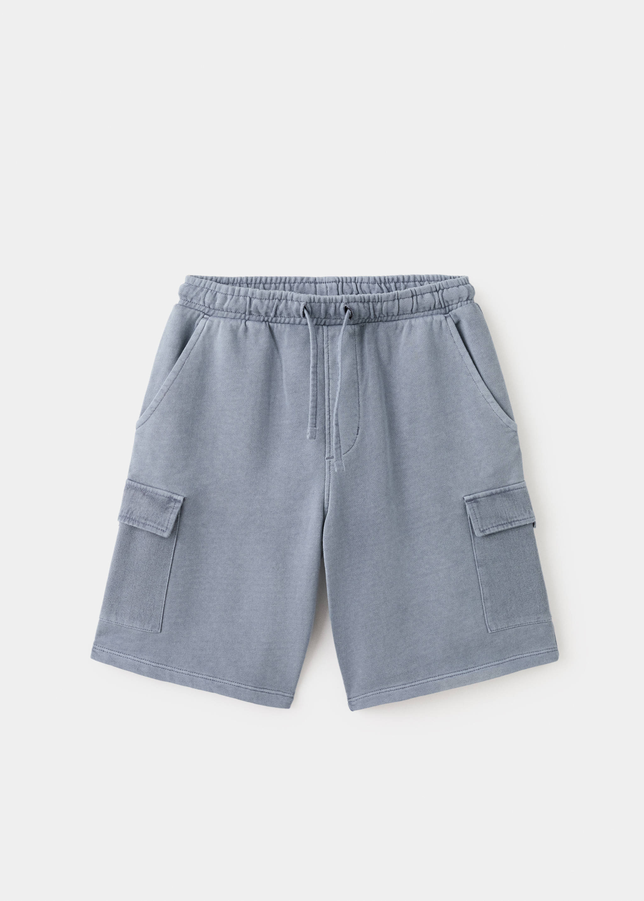 Cargo pockets Bermuda shorts - Article without model