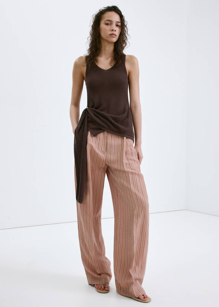 Knitted top with knot detail — Chocolate
