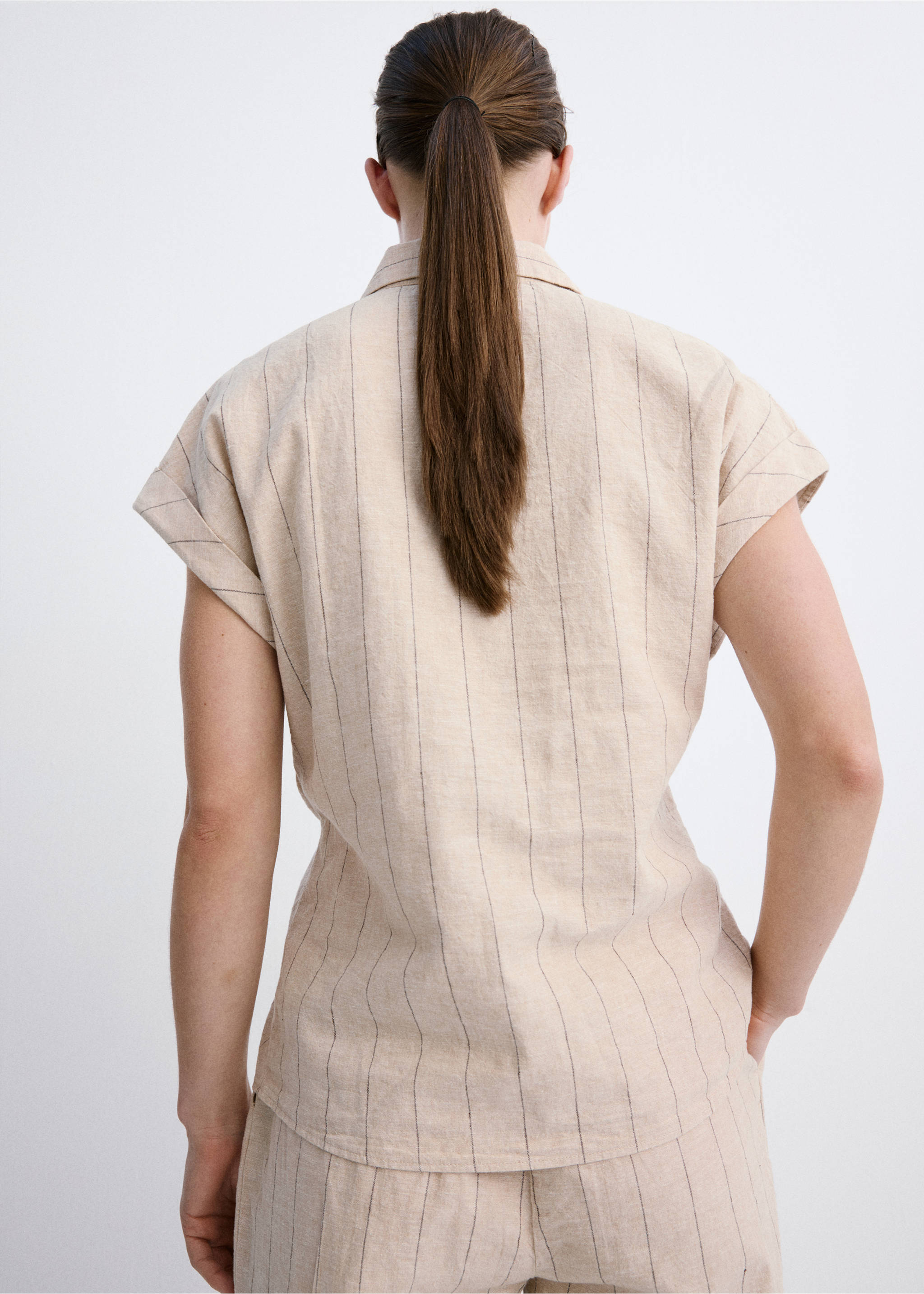 Linen pinstripe shirt - Reverse of the article, Brown. Ref: 27059071-00.