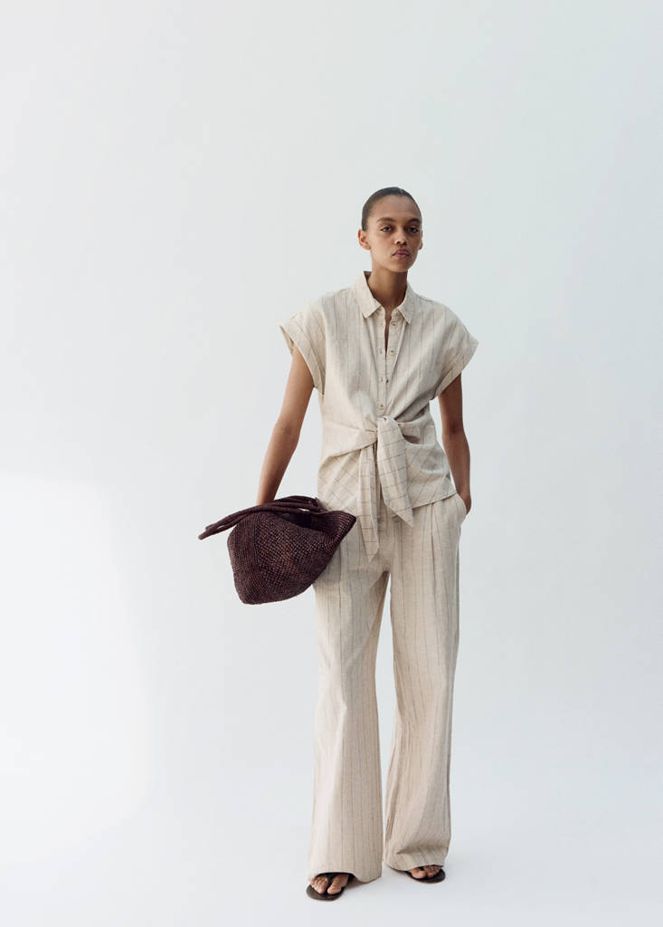 Linen pinstripe shirt — Brown