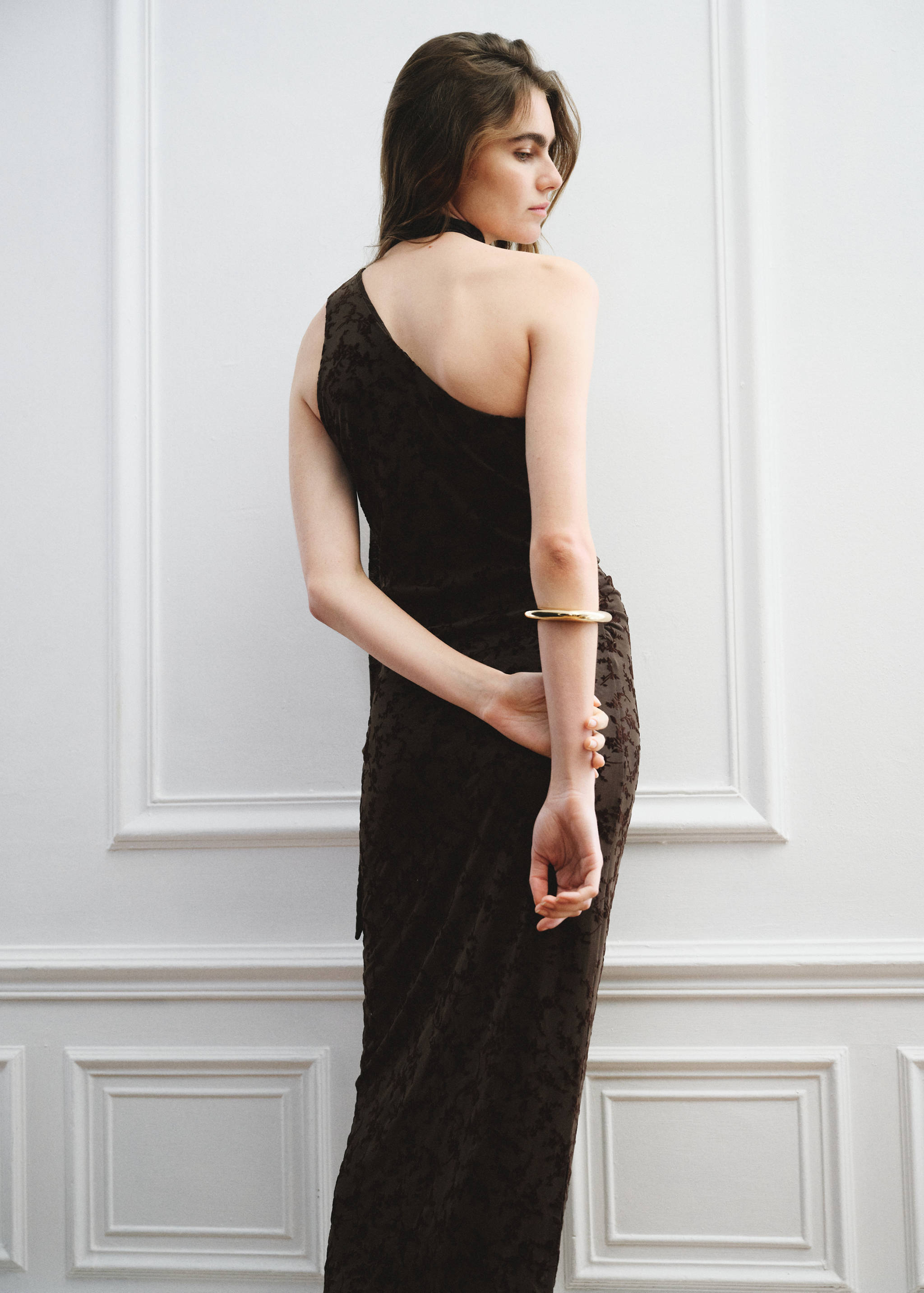 Robe asymétrique en tissu dévoré - Verso de l’article