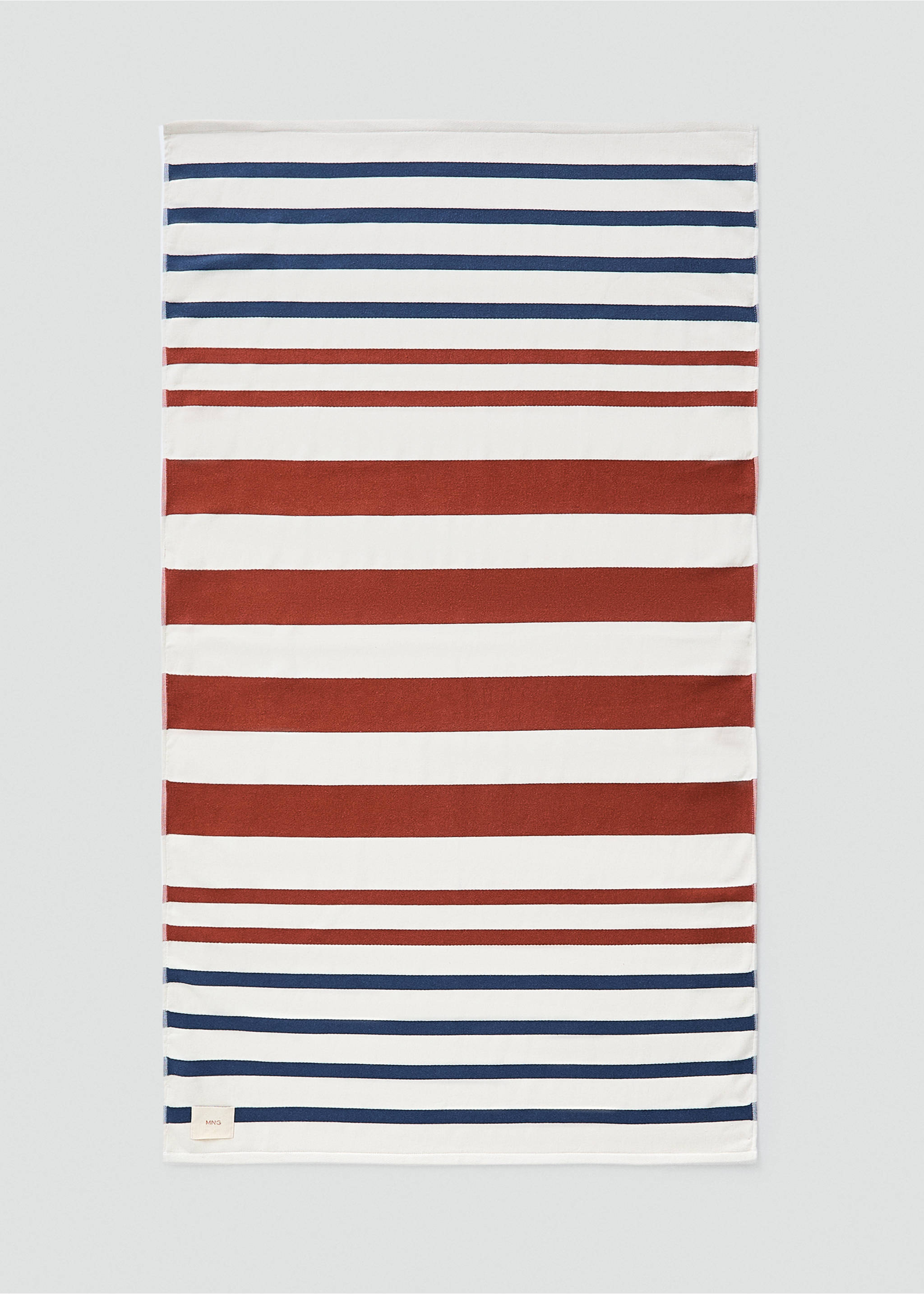 100% cotton striped beach towel - Details of the article 2, Red. Ref: 27059206-00.