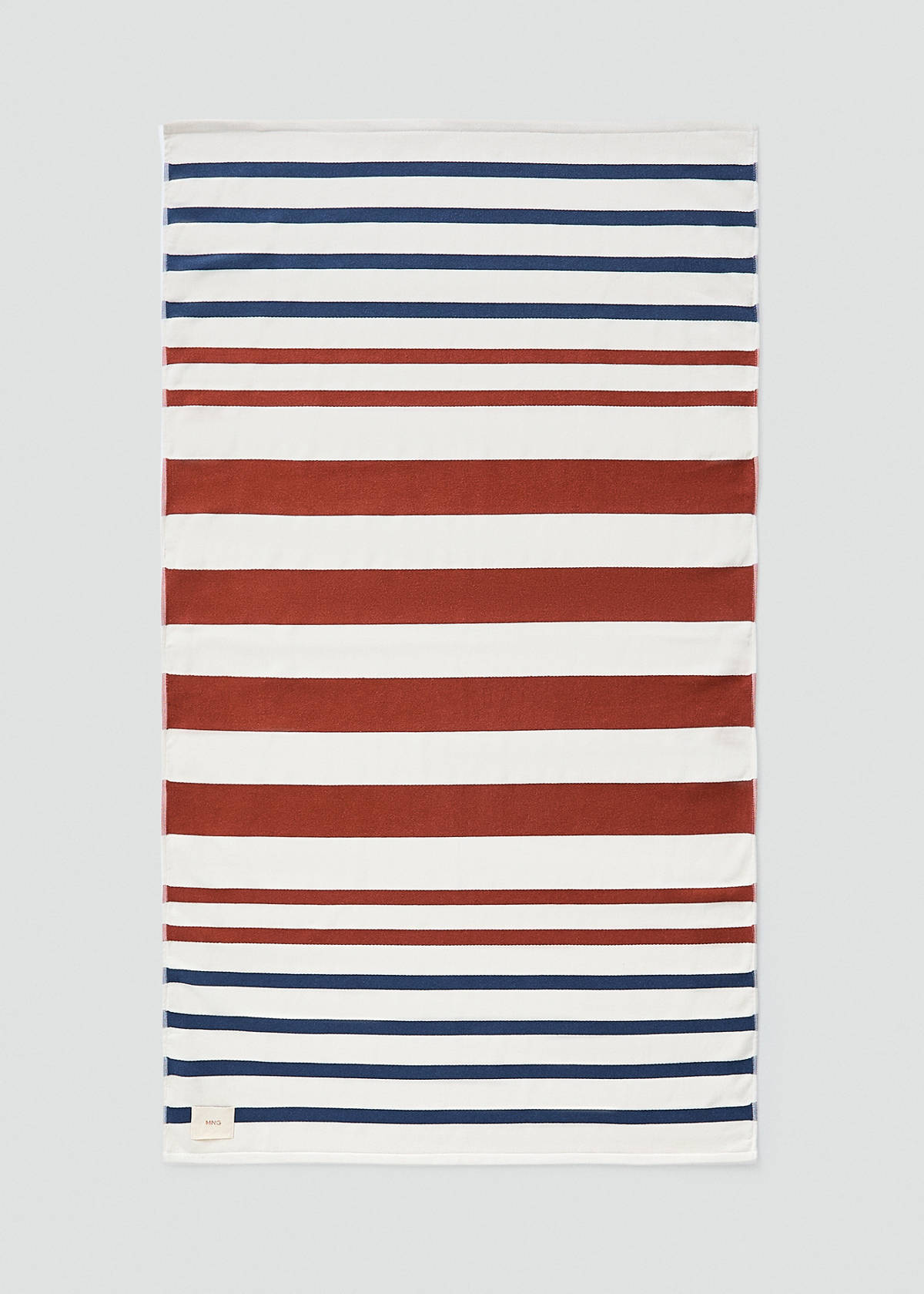 100% cotton striped beach towel — Red