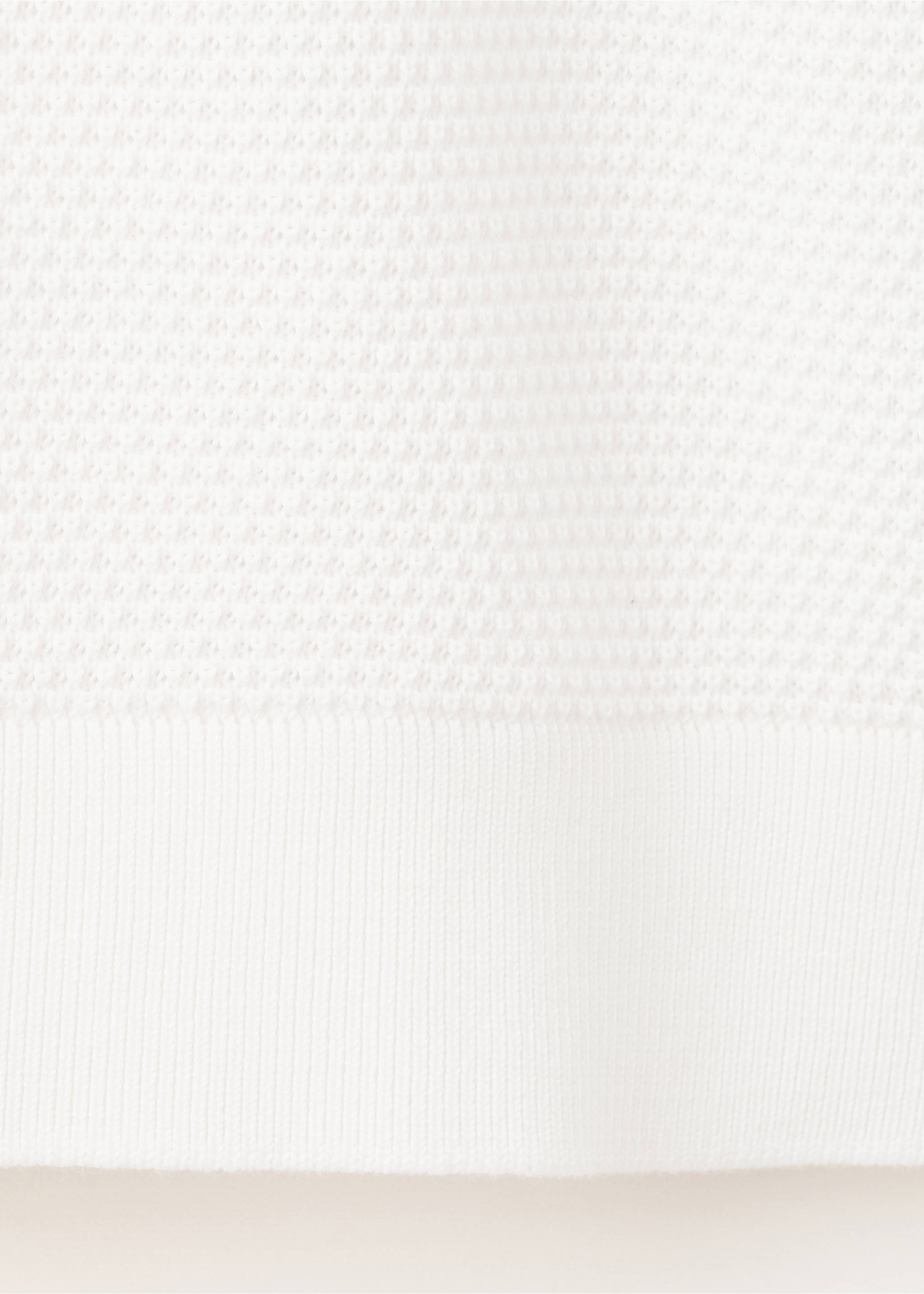 Polo maille ajourée à zip - Détail de l'article 0, Ivoire. Ref: 27059208-00.