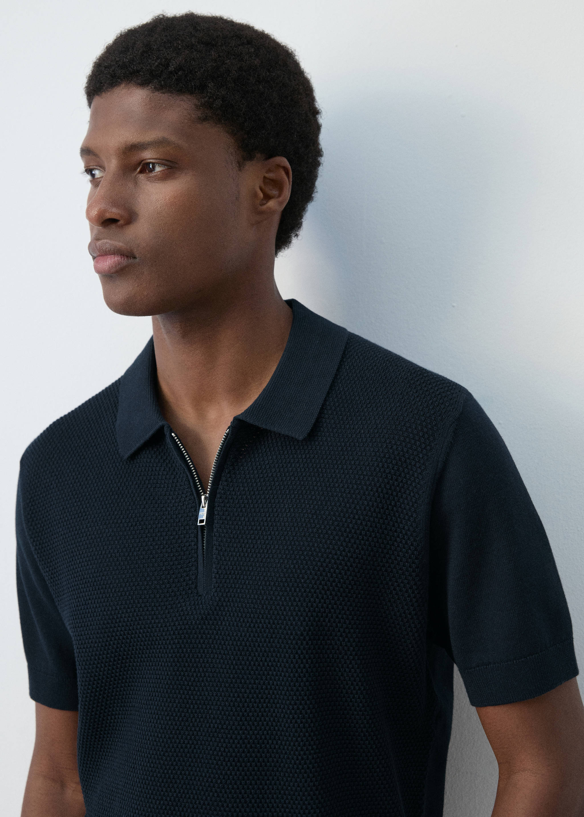 Openwork knitted polo shirt with zip - Details of the article 1