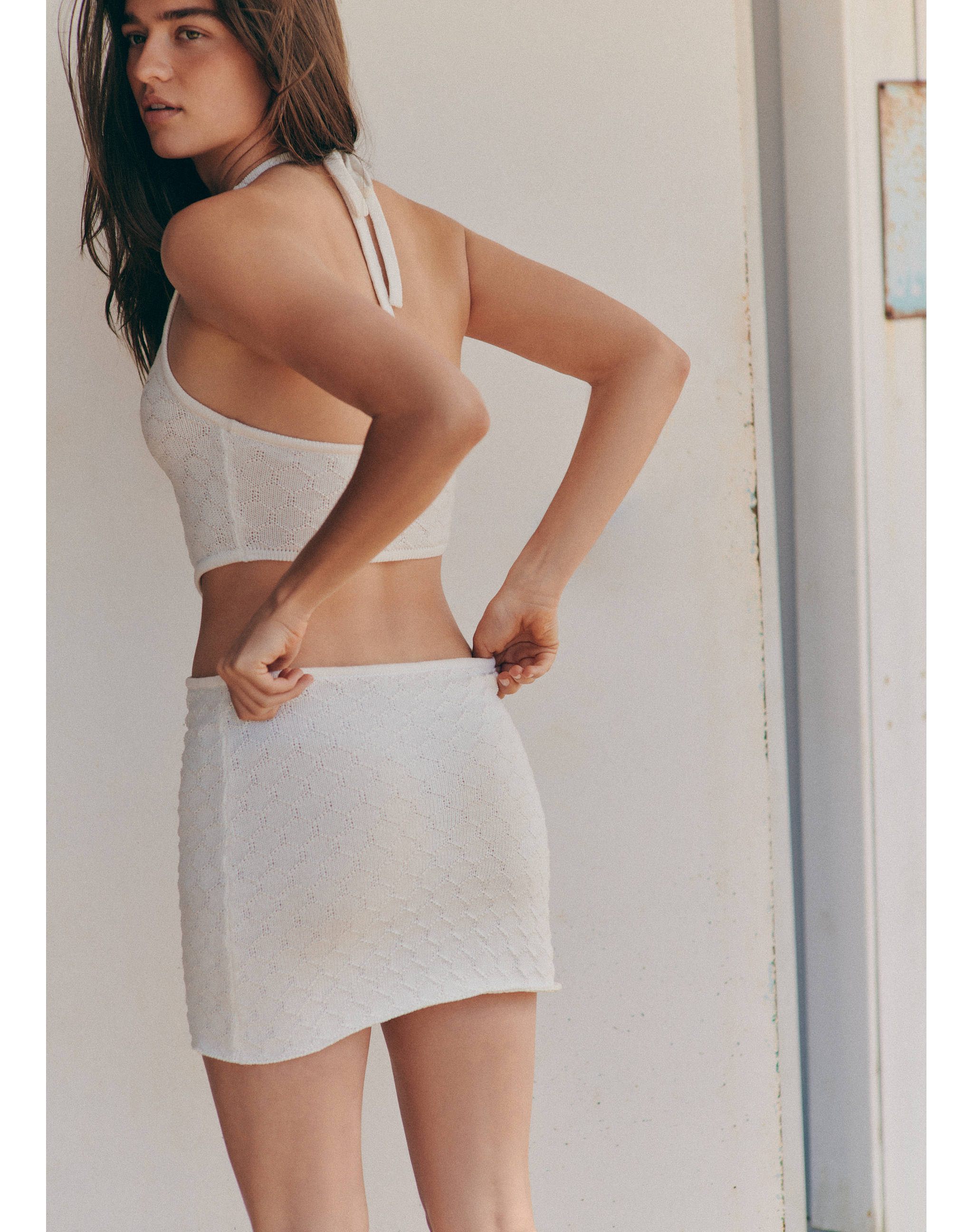 Halter dress with knot detail - Reverse of the article