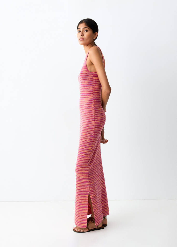Printed dress with side opening — Pink