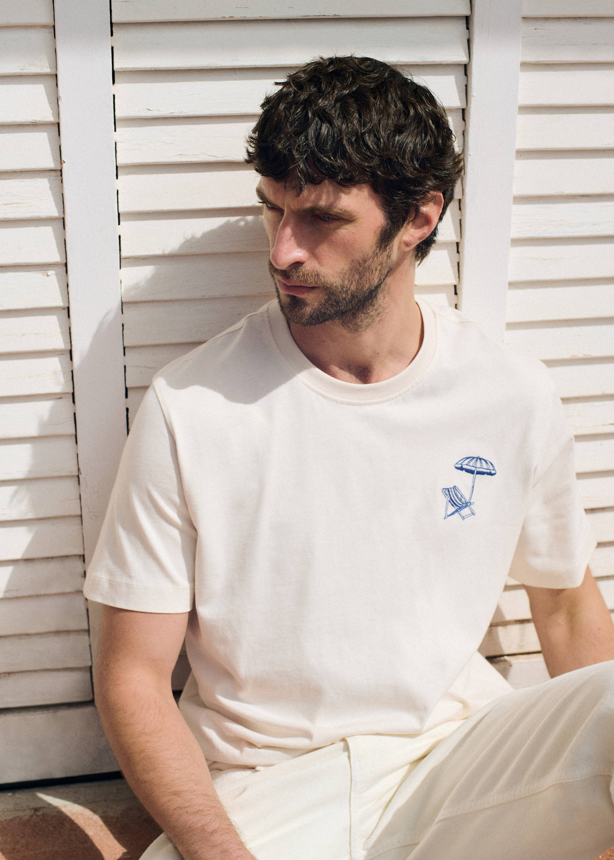 100% cotton embroidered t-shirt - Details of the article 5, White. Ref: 27059215-00.