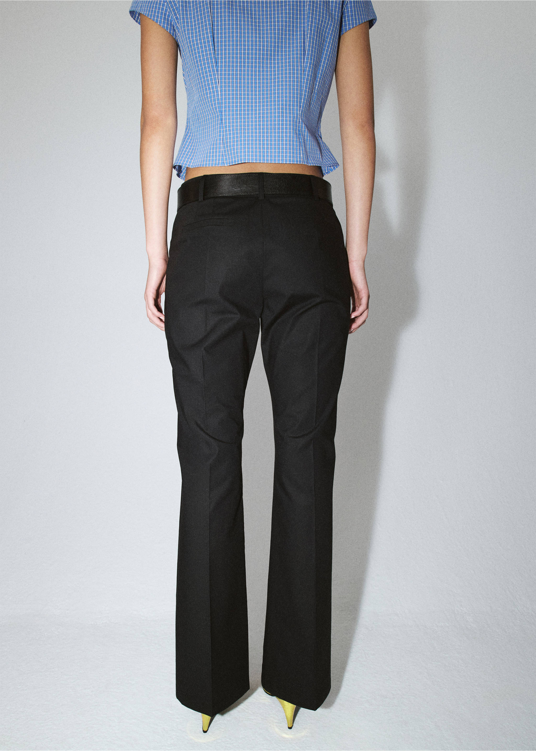 Straight-leg trousers with seam detail - Reverse of the article, Black. Ref: 27059216-00.