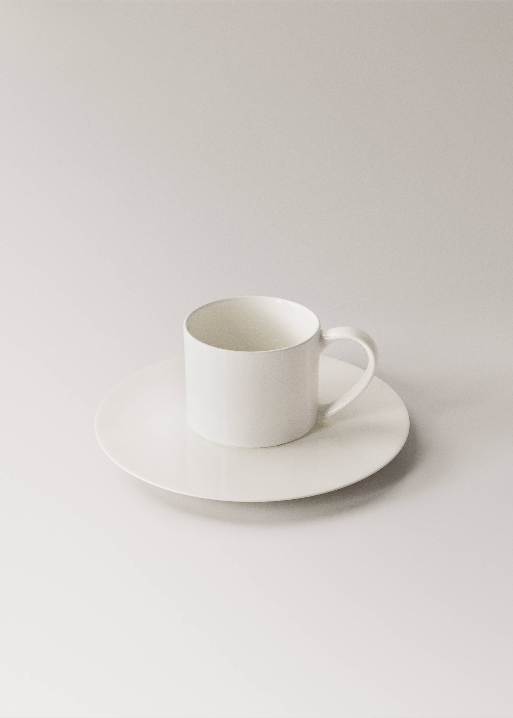 Ultra-light bone china espresso cup - Details of the article 1, White. Ref: 27061167-00.