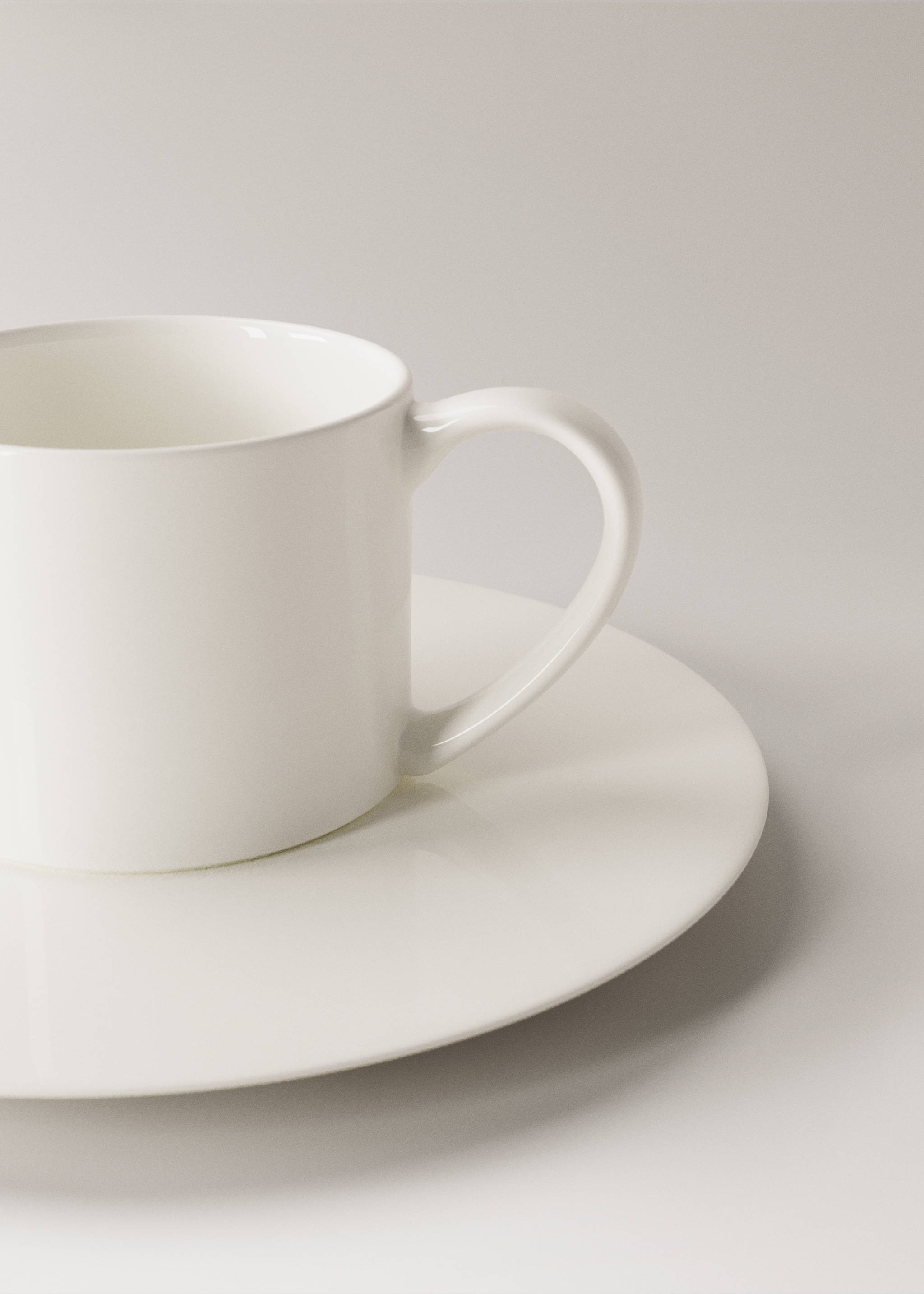 Ultra-light bone china espresso cup - Details of the article 2, White. Ref: 27061167-00.