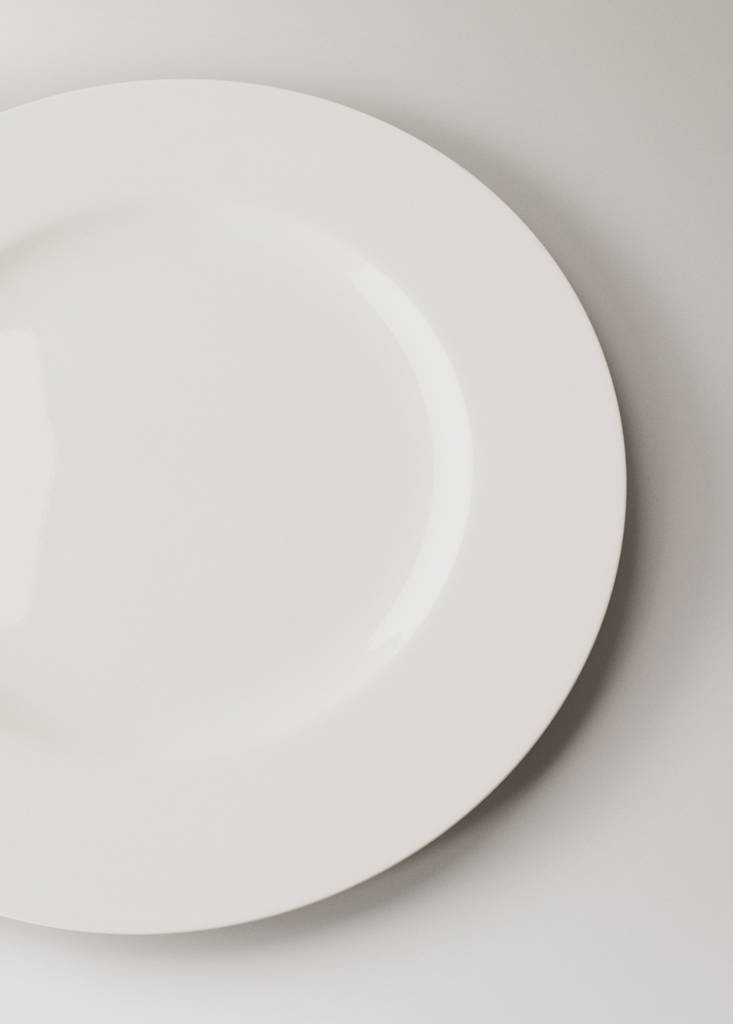 Premium plate in ultra-light bonne porcelain — White
