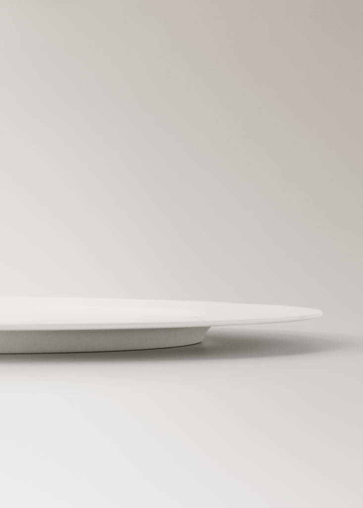 Premium plate in ultra-light bonne porcelain — White