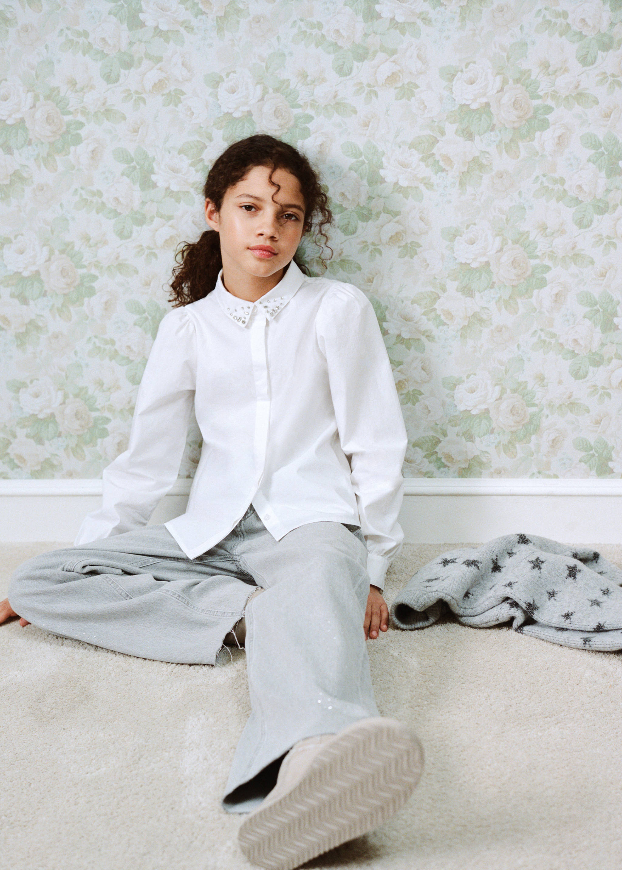 Хлопковая рубашка с бисером - Средний план