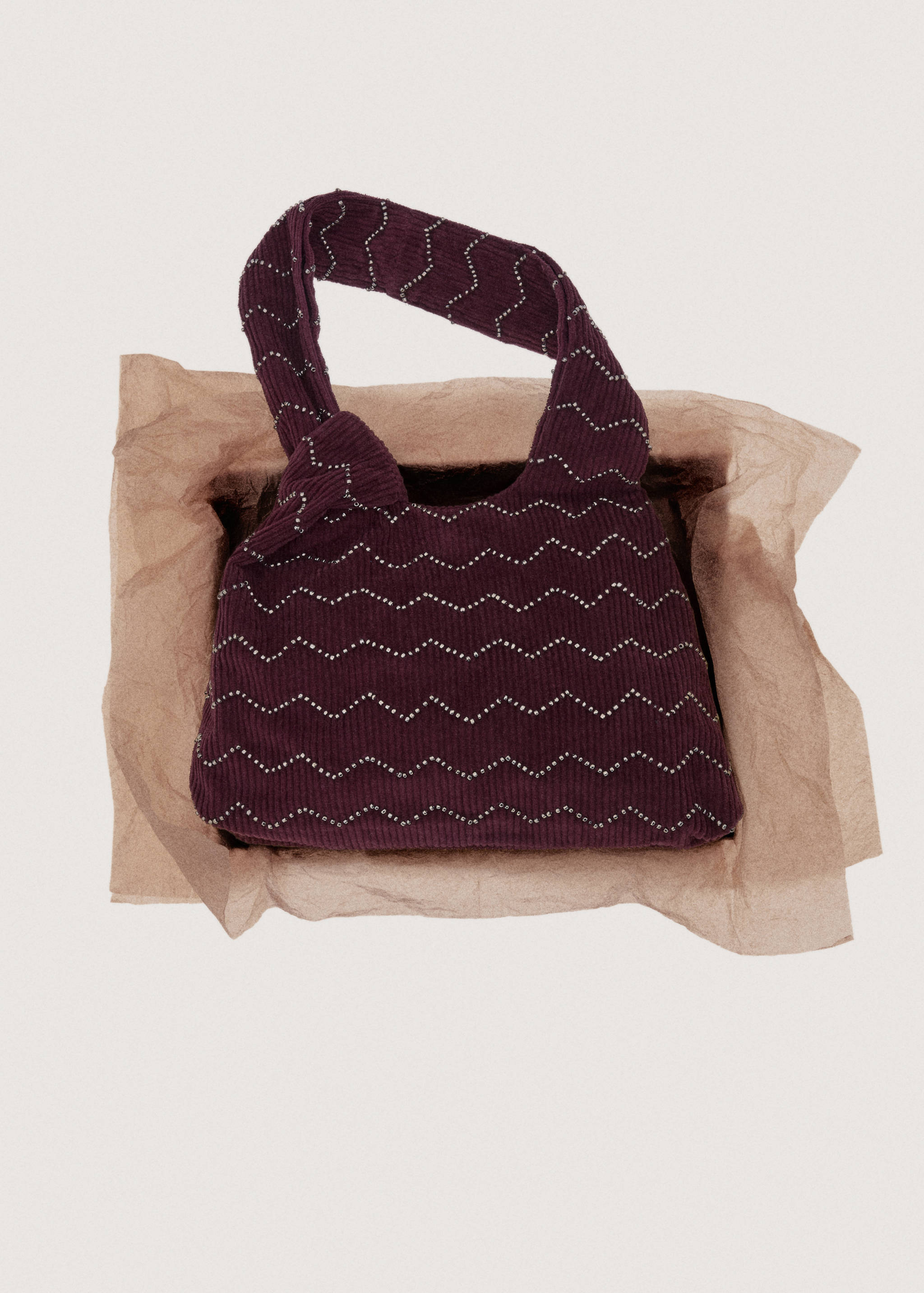 حقيبة كوردروي بالخرز - تفاصيل المنتج 7