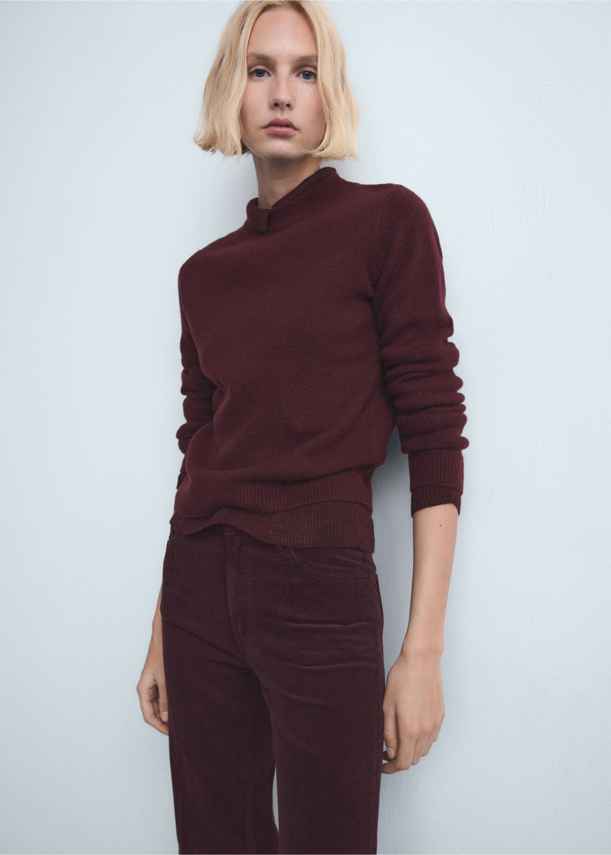 Jean flare velours côtelé - Détail de l'article 1, Lie de vin. Ref: 27061187-00.