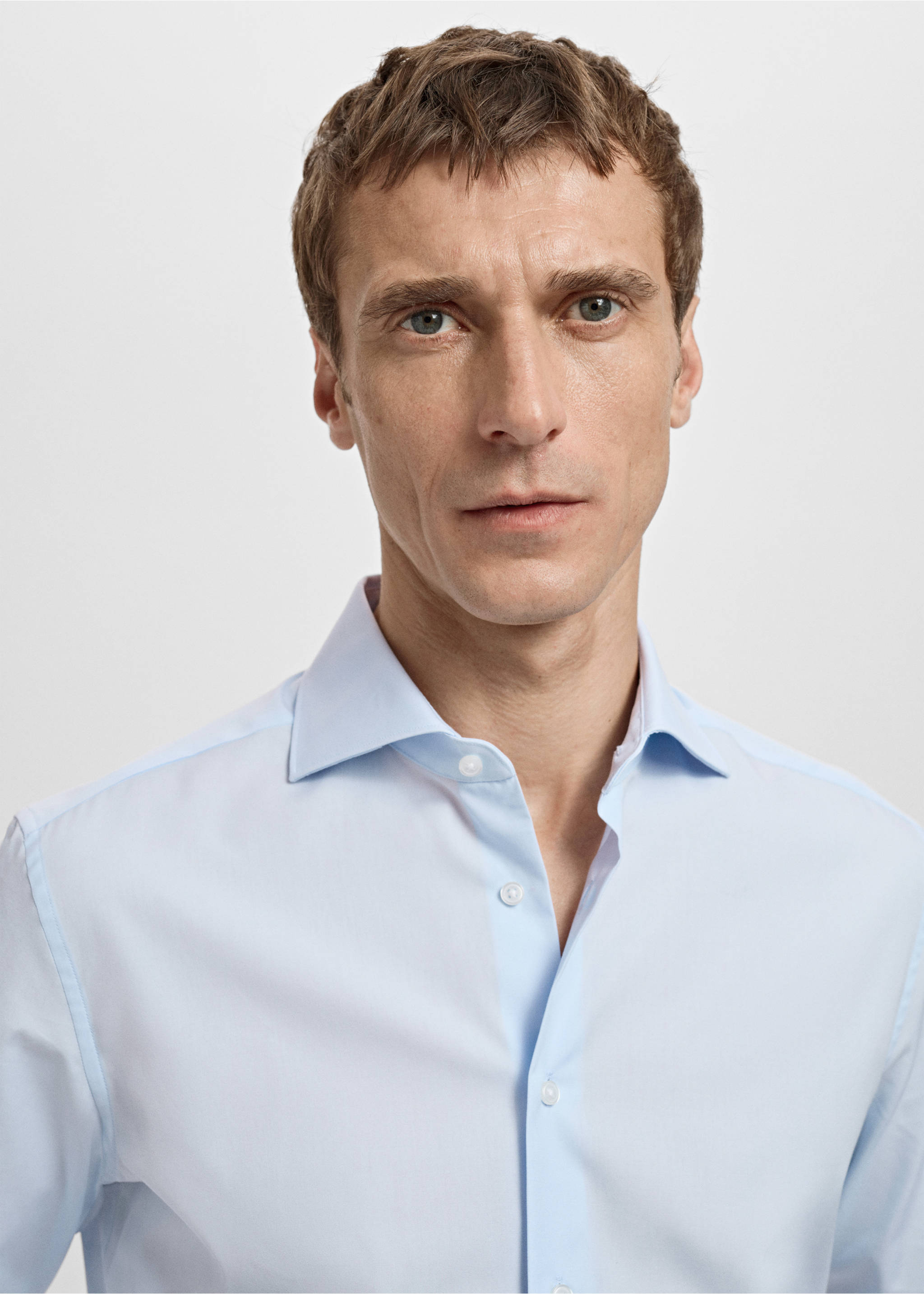 Костюмная рубашка slim fit поплин из хлопка - Деталь изделия 1, Небесно-голубой. Ref: 27061192-00.