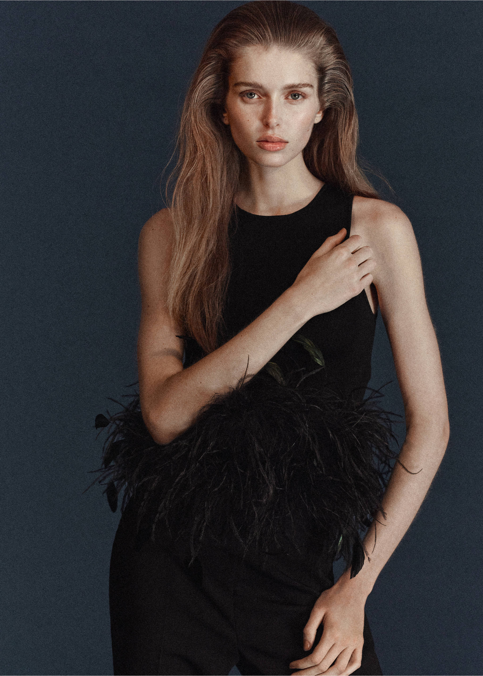 Tüy detaylı triko bluz - Orta plan, Siyah. Ref: 27061198-00.