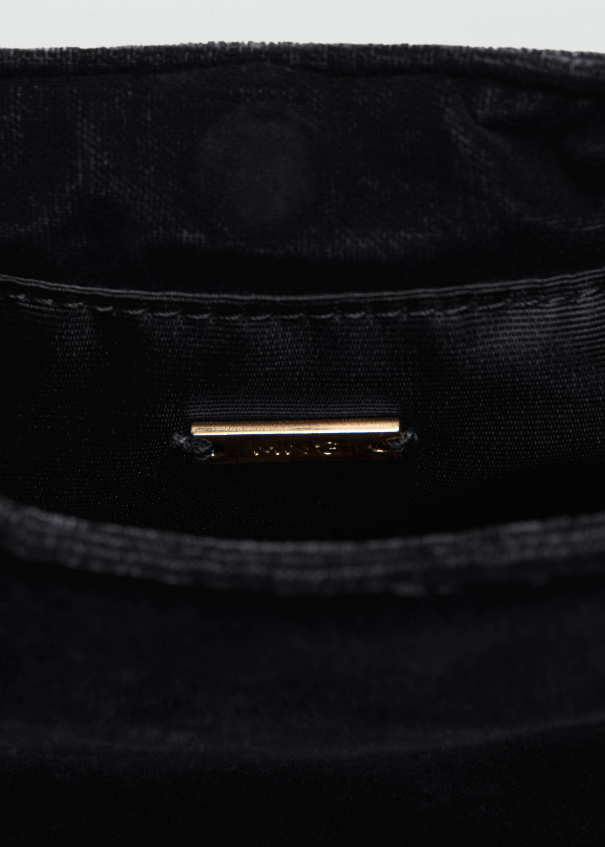 Velvet handbag with metallic detail - Details of the article 2