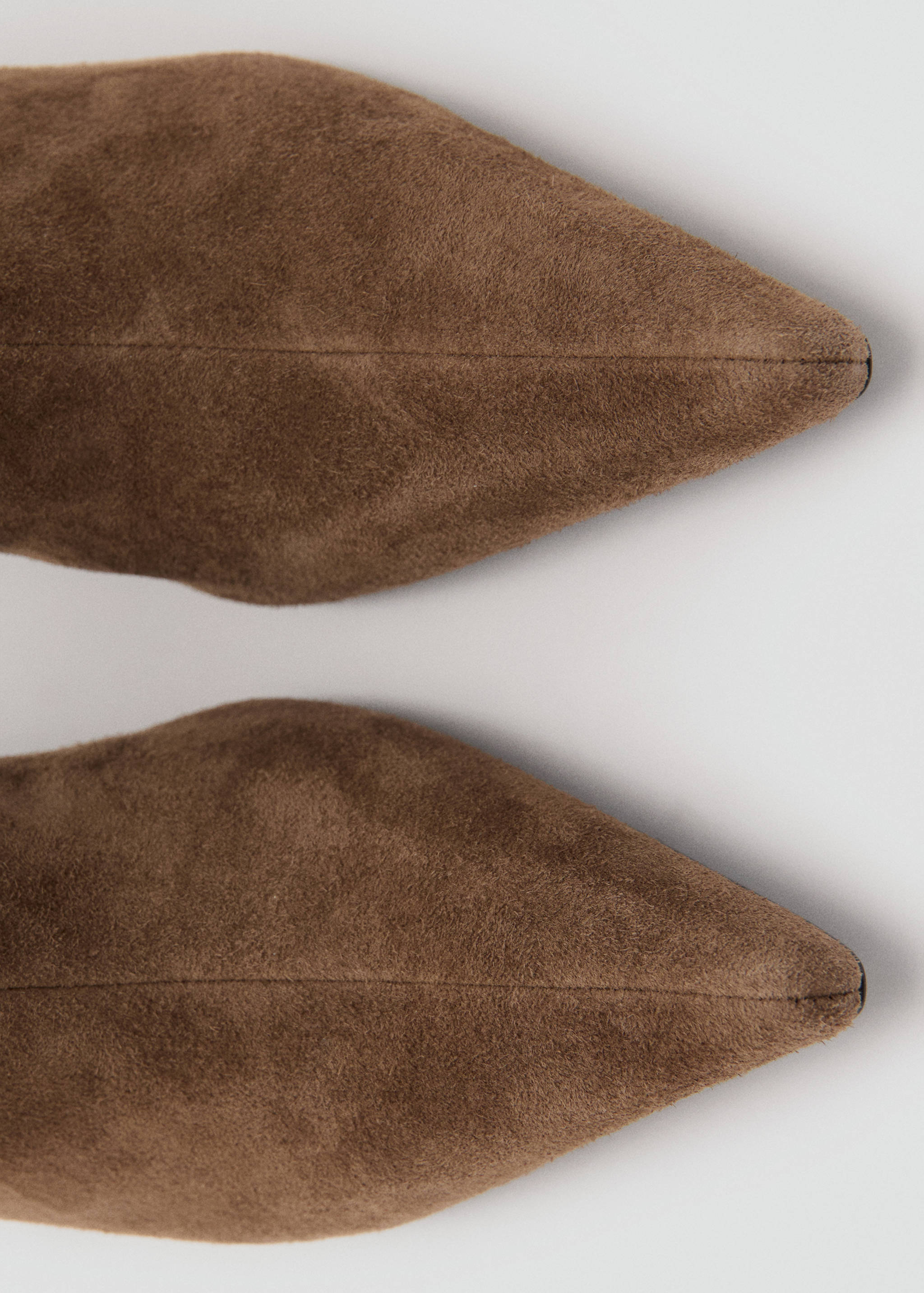 Pointed toe ankle boot - Details of the article 3