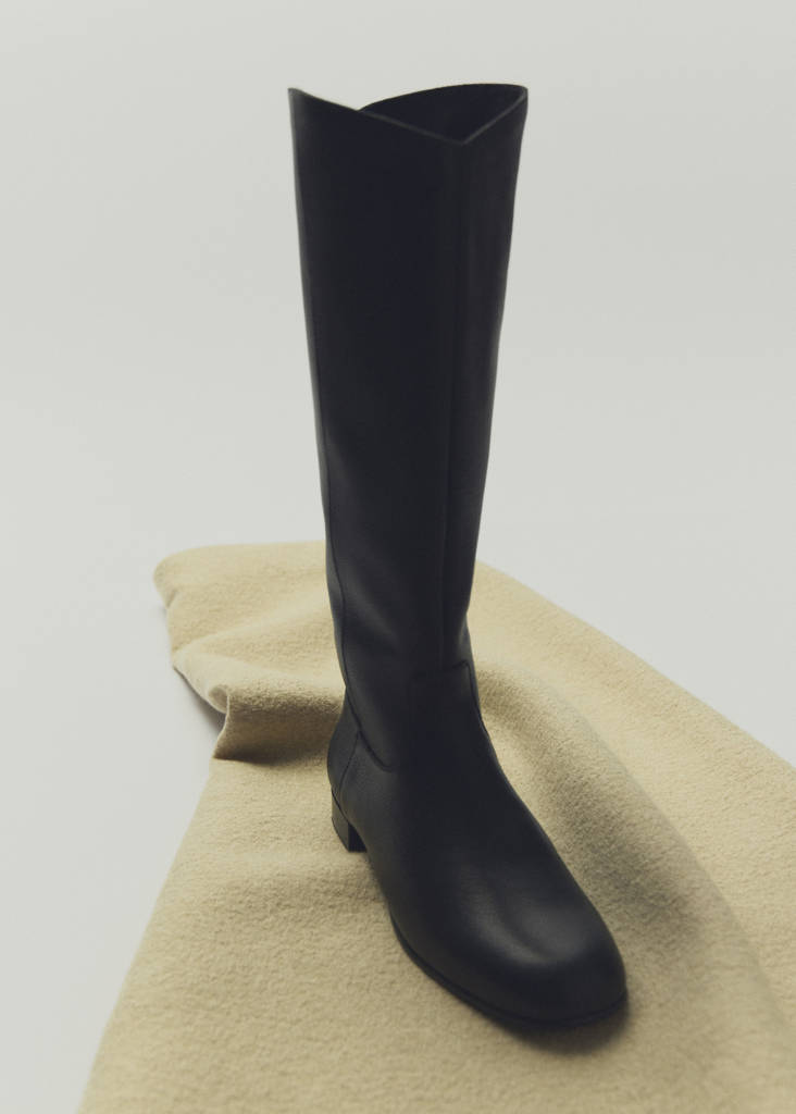 Zipper leather boots — Black