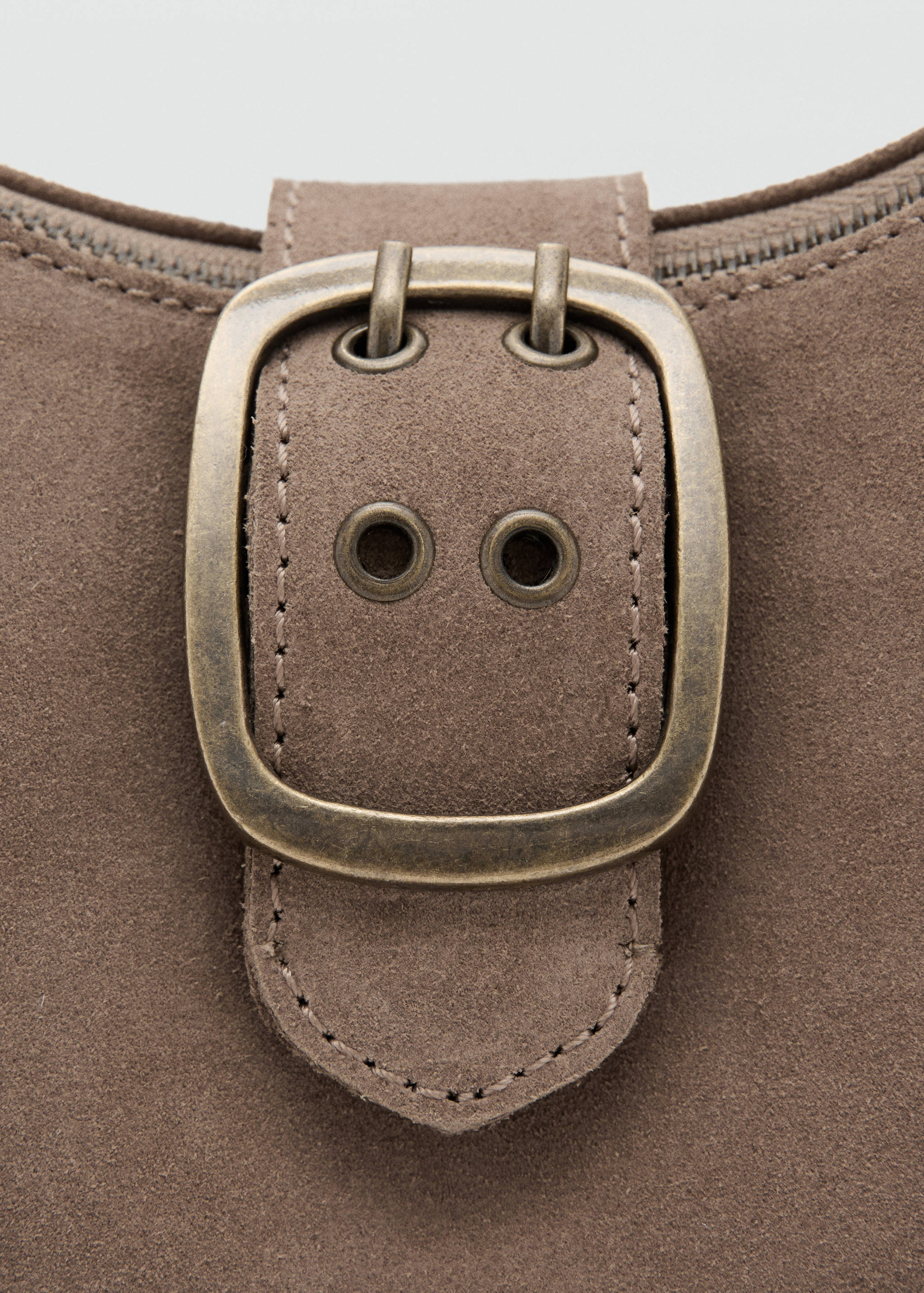 Buckle leather bag - Details of the article 1