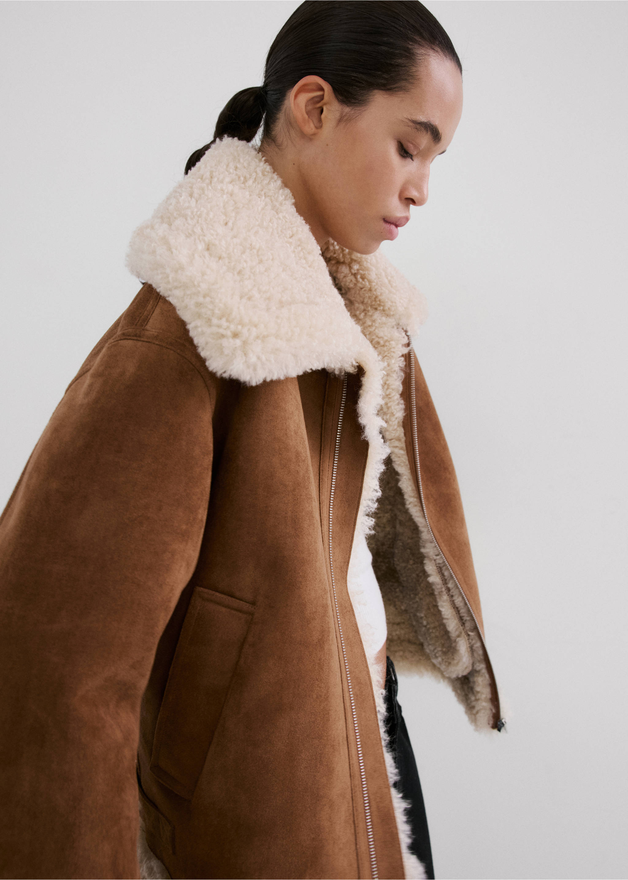 Double-faced shearling jacket - Details of the article 1, Brown. Ref: 27061232-00.