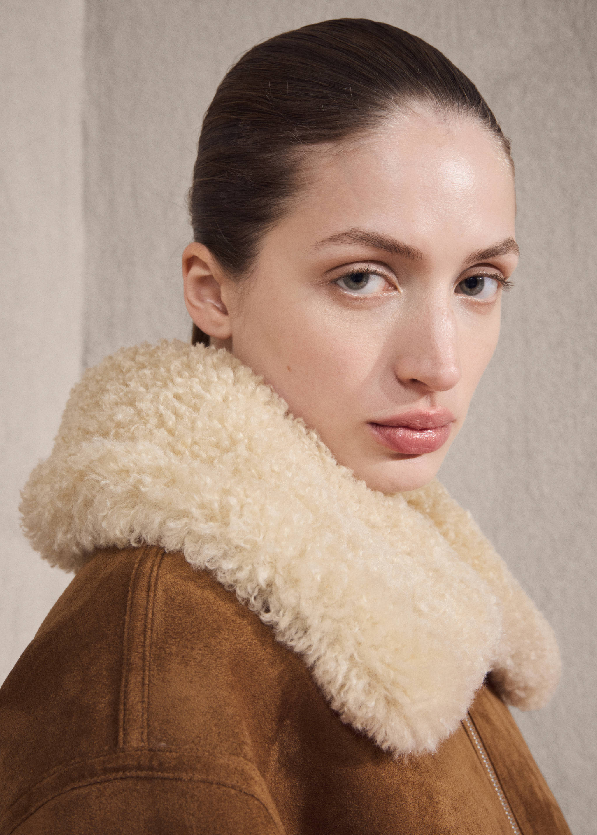 Double-faced shearling jacket - Details of the article 1