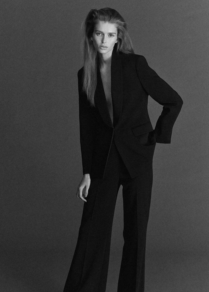 High-waist flared trousers — Black