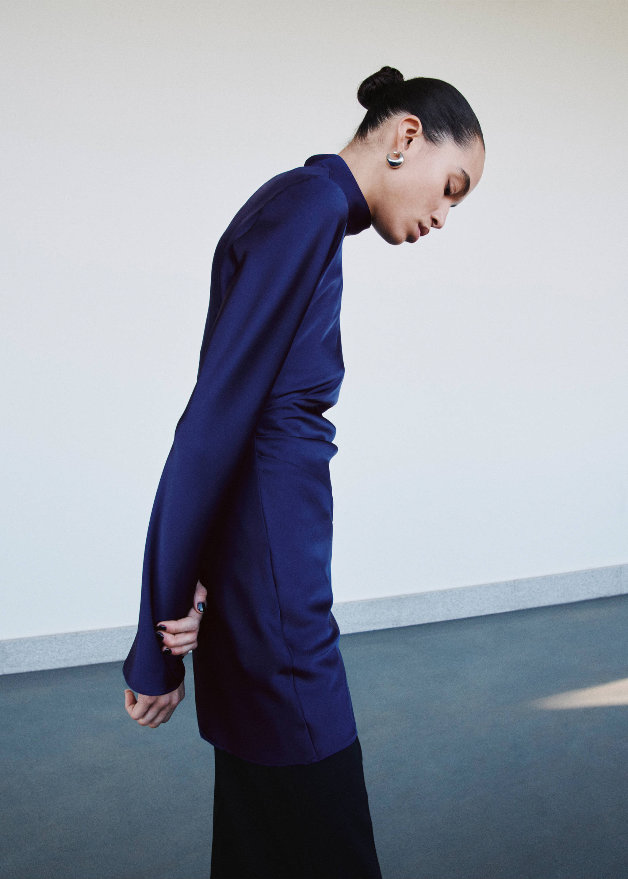 Satin dress with pleat detail - Medium plane, Indigo Blue. Ref: 27061238-00.