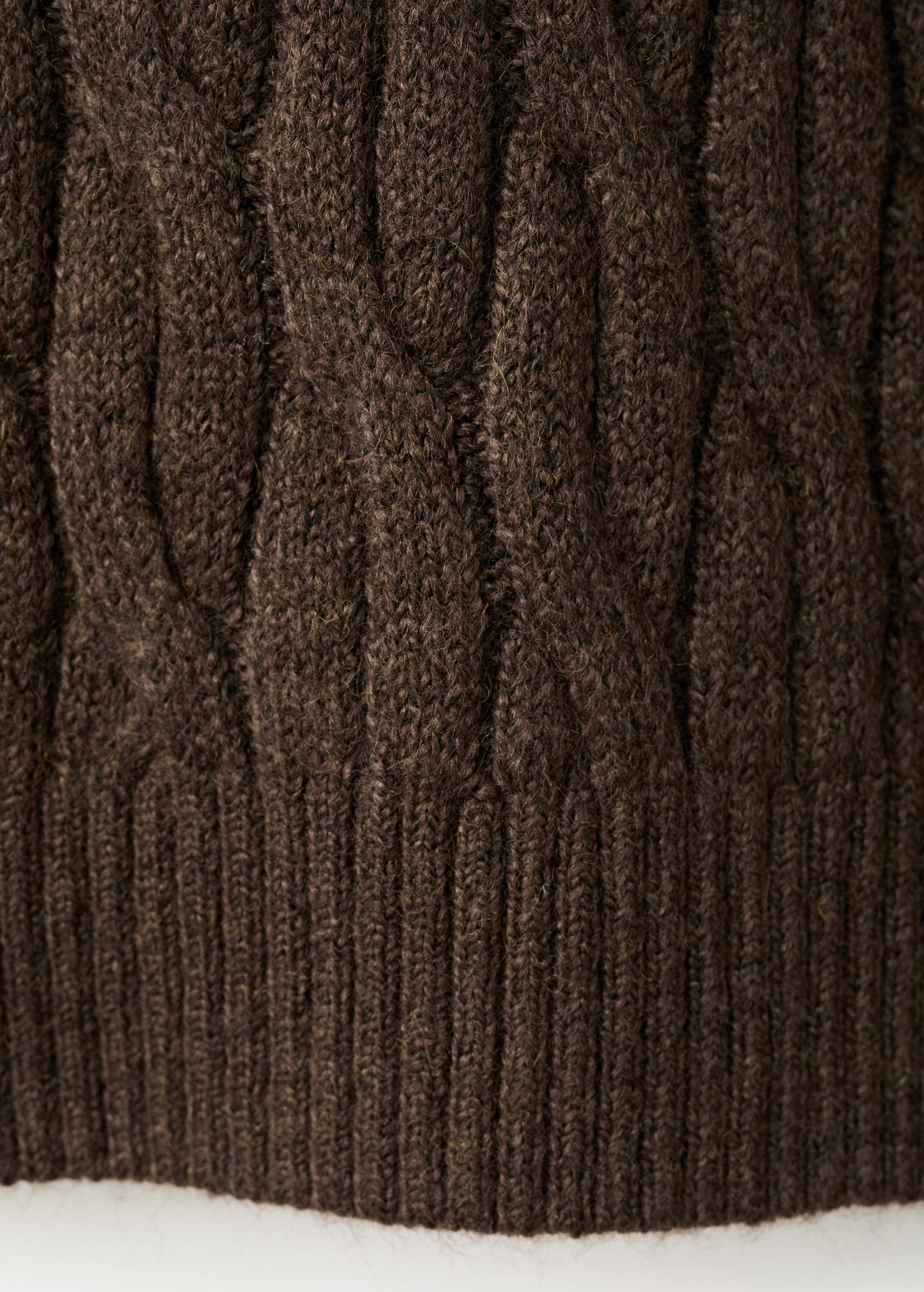 Cable-knit turtleneck sweater - Details of the article 0