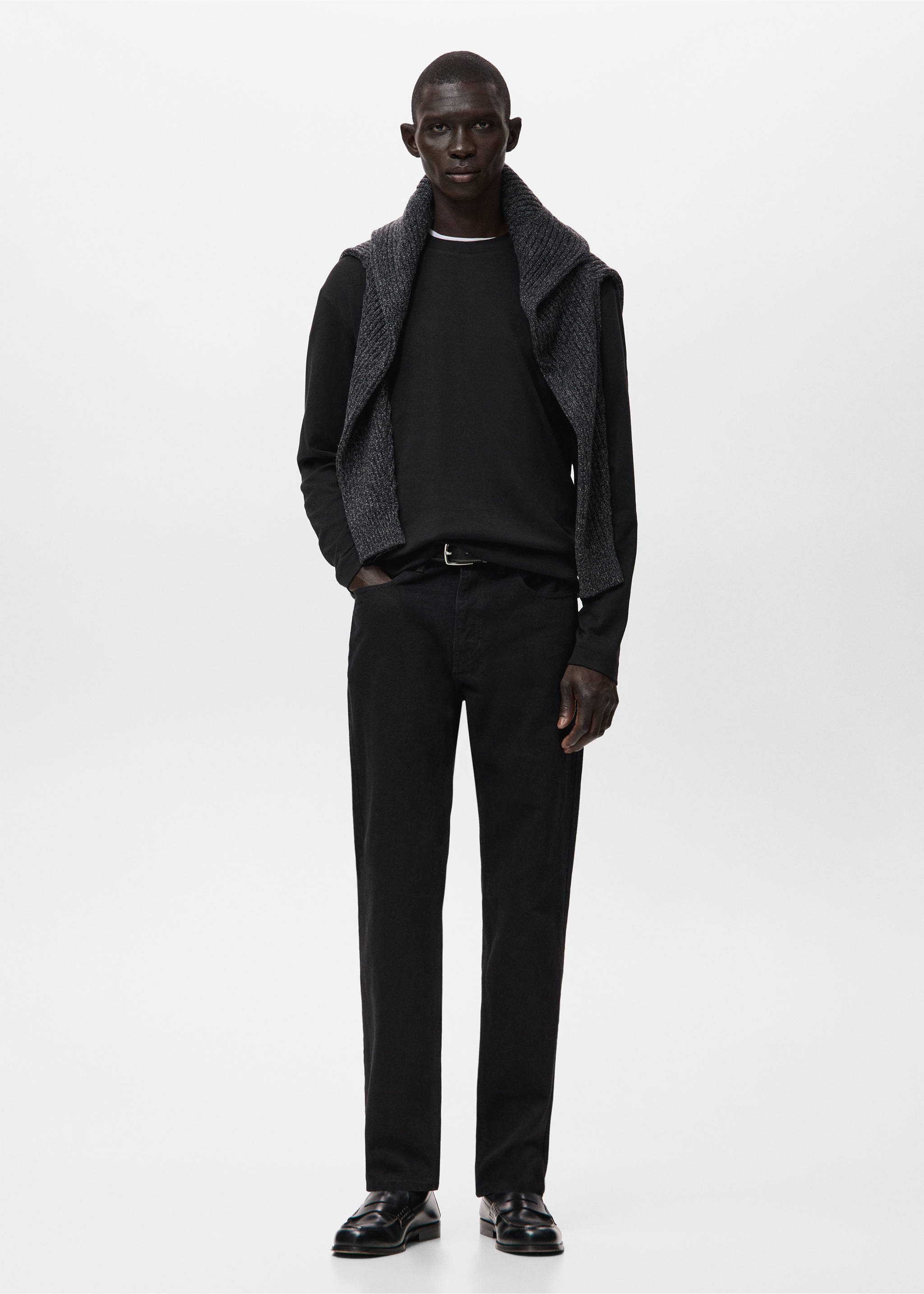 Лонгслив regular fit - Общий план, Черный. Ref: 27061254-00.