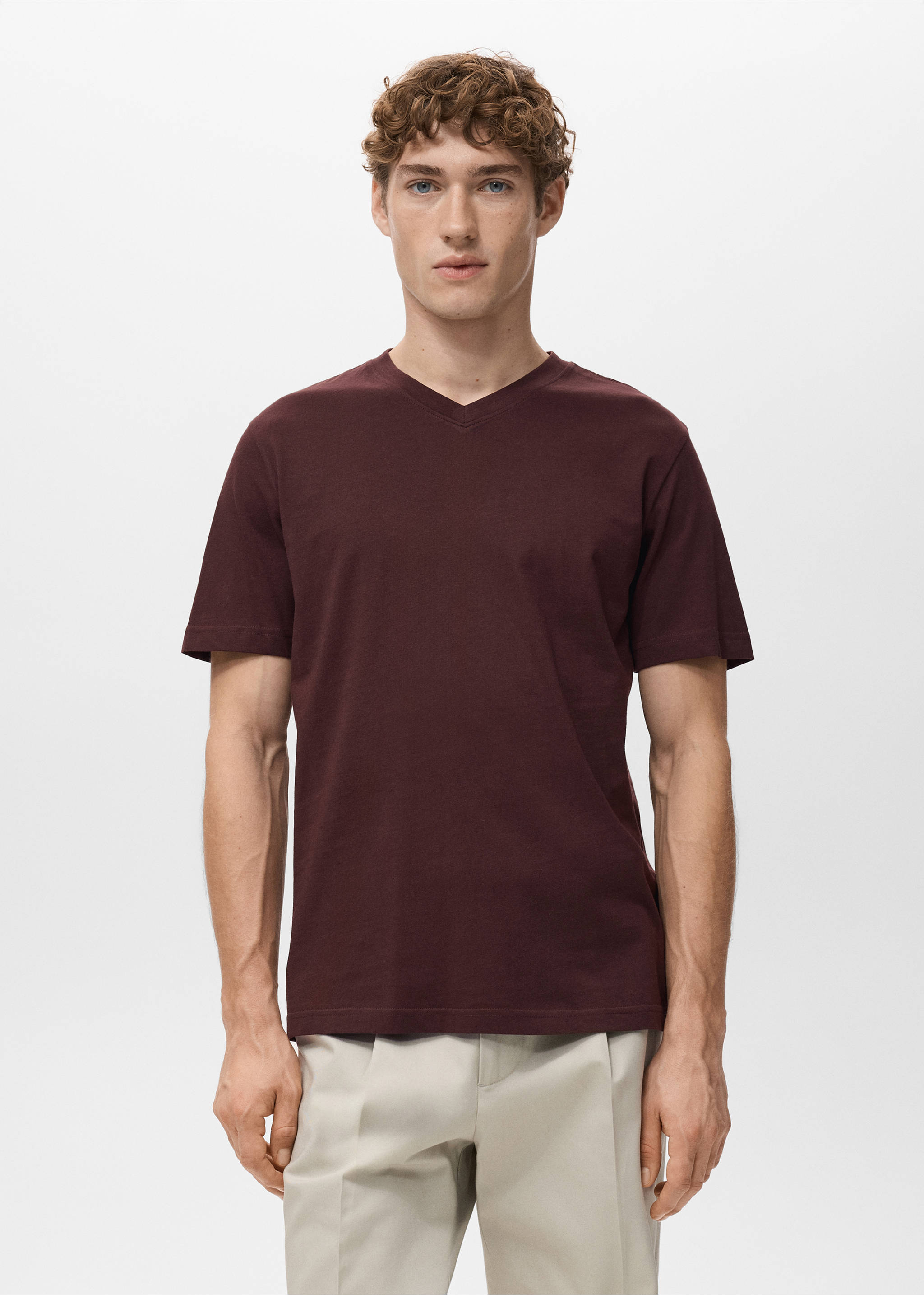 100% cotton slim-fit V-neck t-shirt - Medium plane, Burgundy. Ref: 27061261-00.