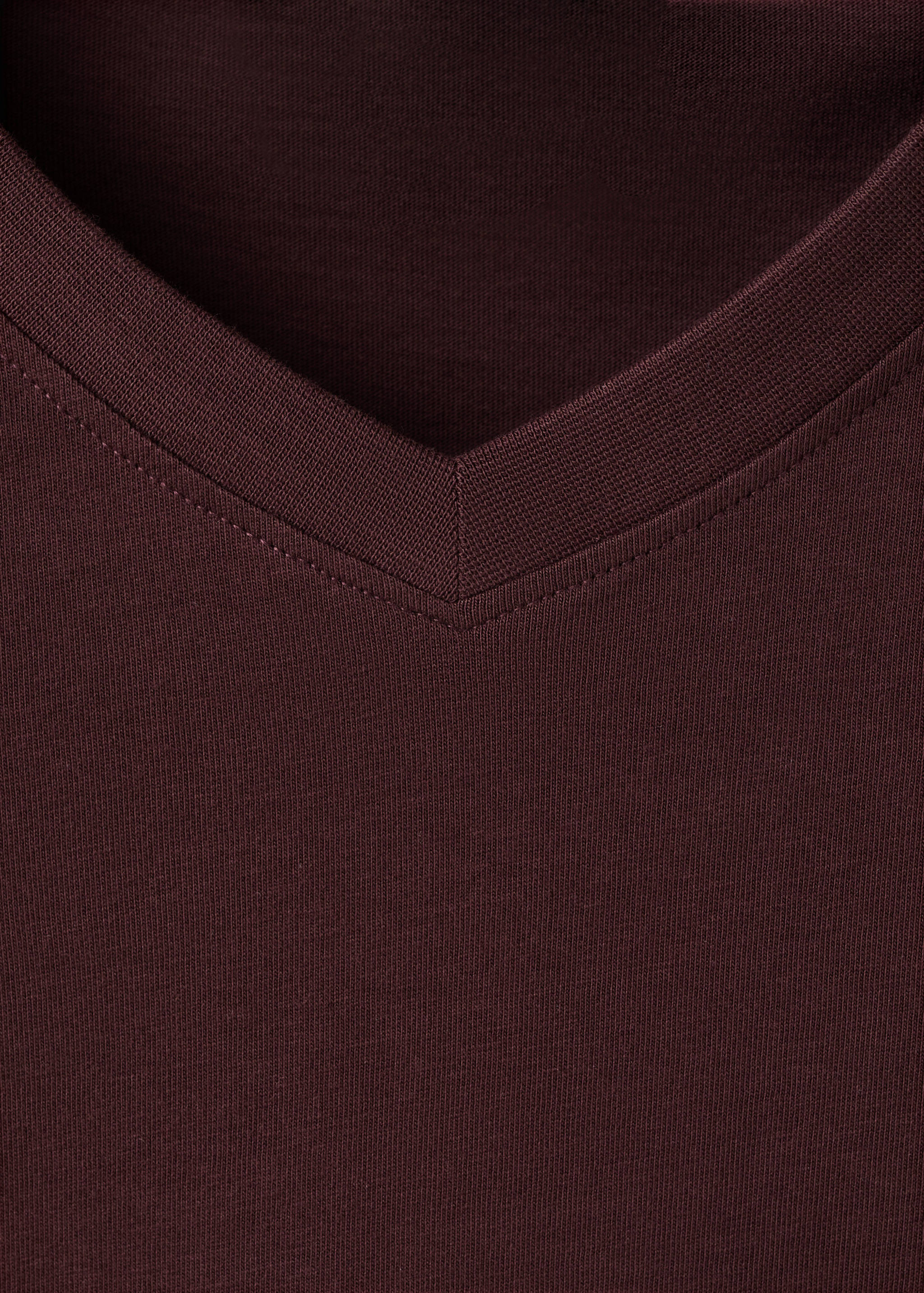 100% cotton slim-fit V-neck t-shirt - Details of the article 8