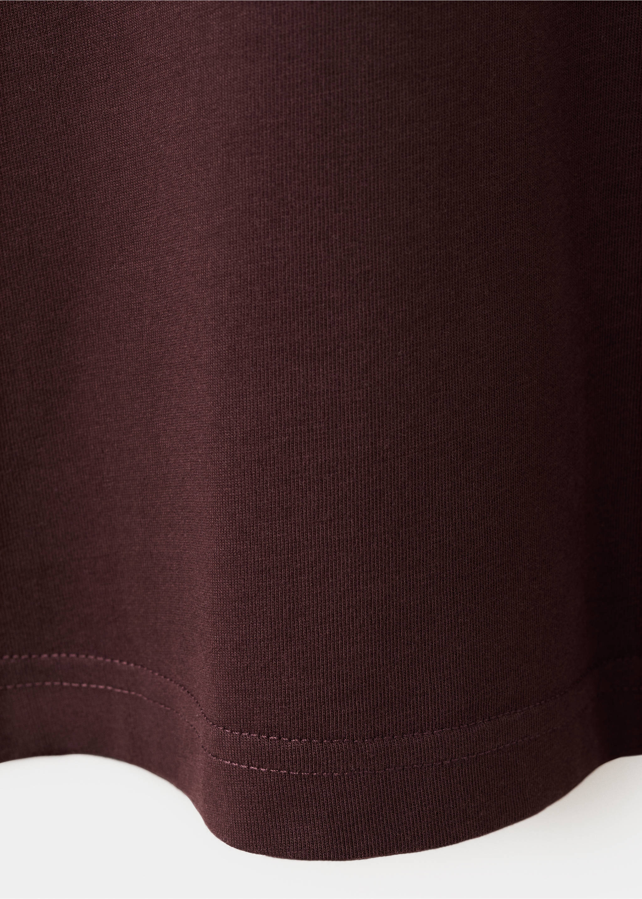 100% cotton slim-fit V-neck t-shirt - Details of the article 0, Burgundy. Ref: 27061261-00.