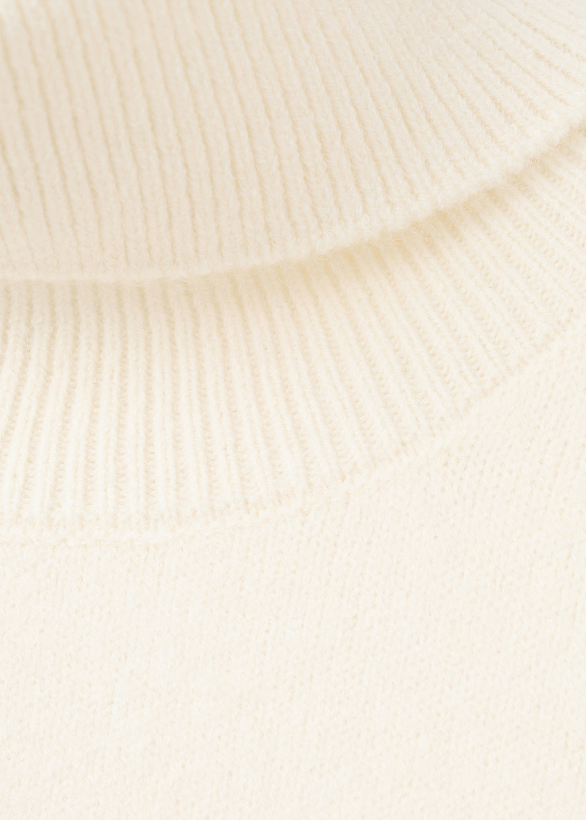 Turtleneck knit top - Details of the article 0