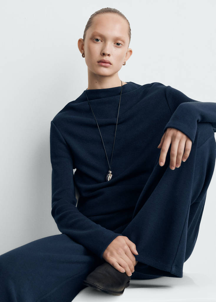 Straight-fit trousers with elastic waist — Navy