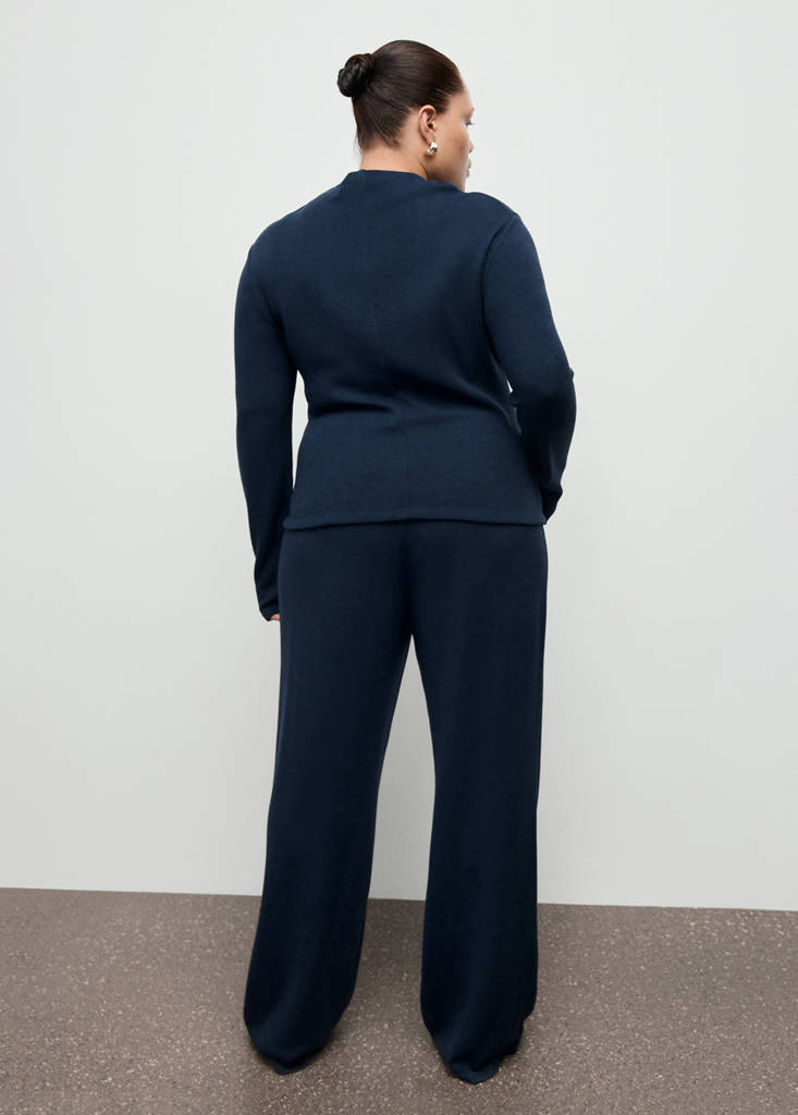 Straight-fit trousers with elastic waist — Navy