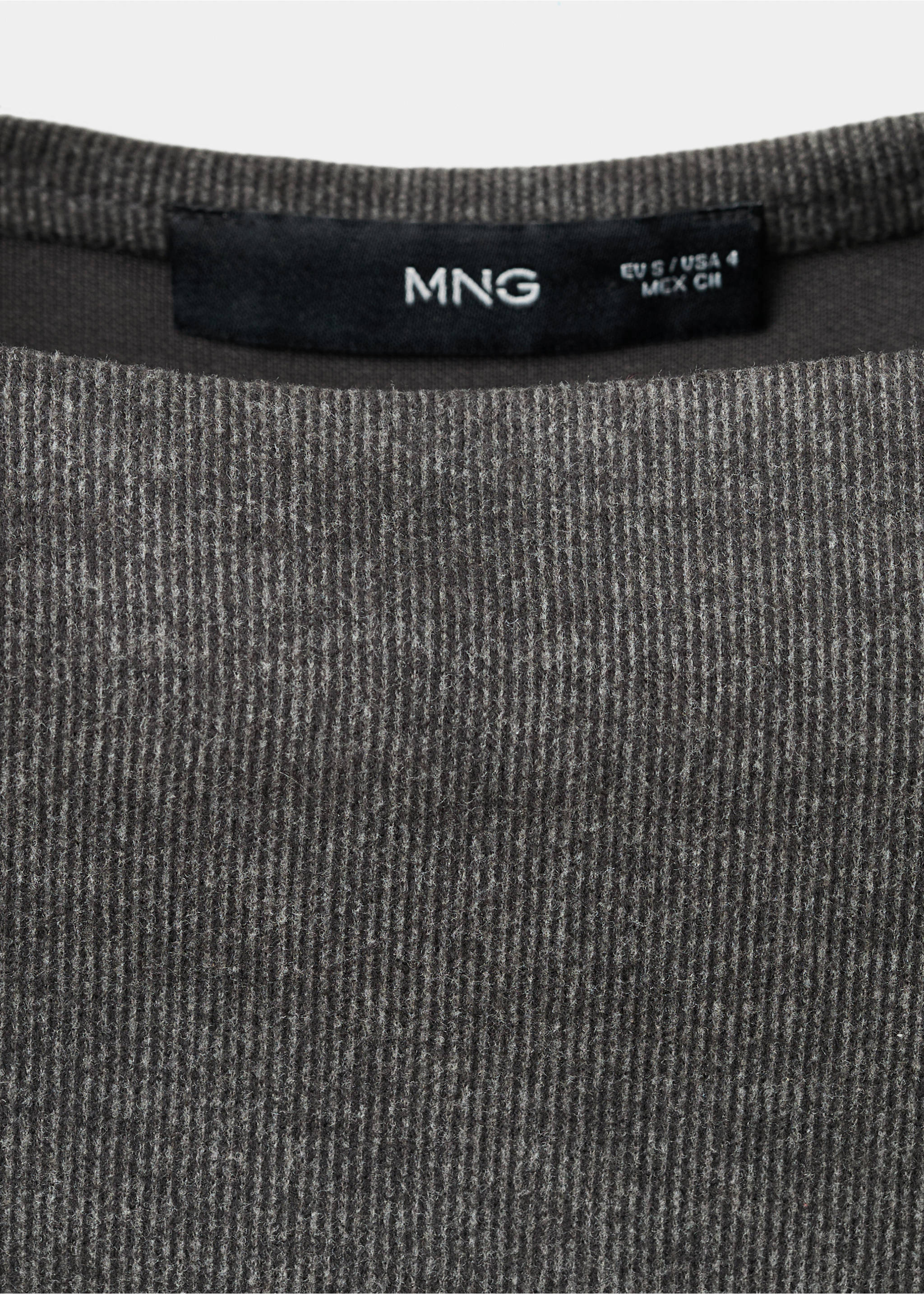 Vestit punt entallat - Detall de l'article 8, Gris. Ref: 27061280-00.