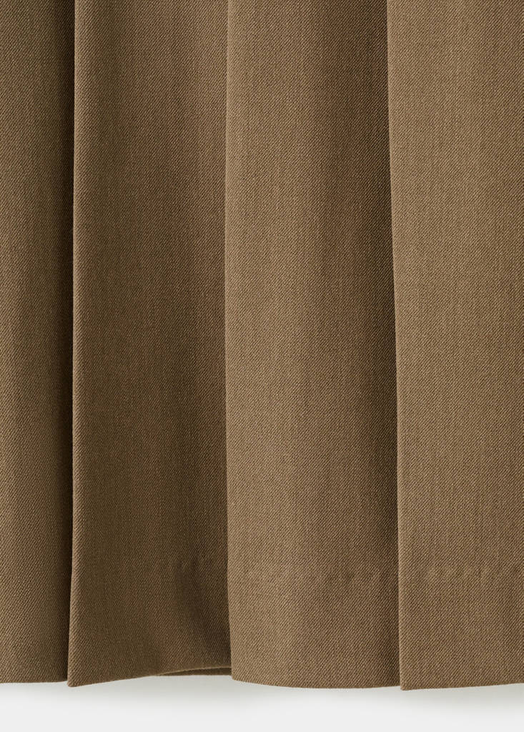 Short pleated skirt with buckles — Brown