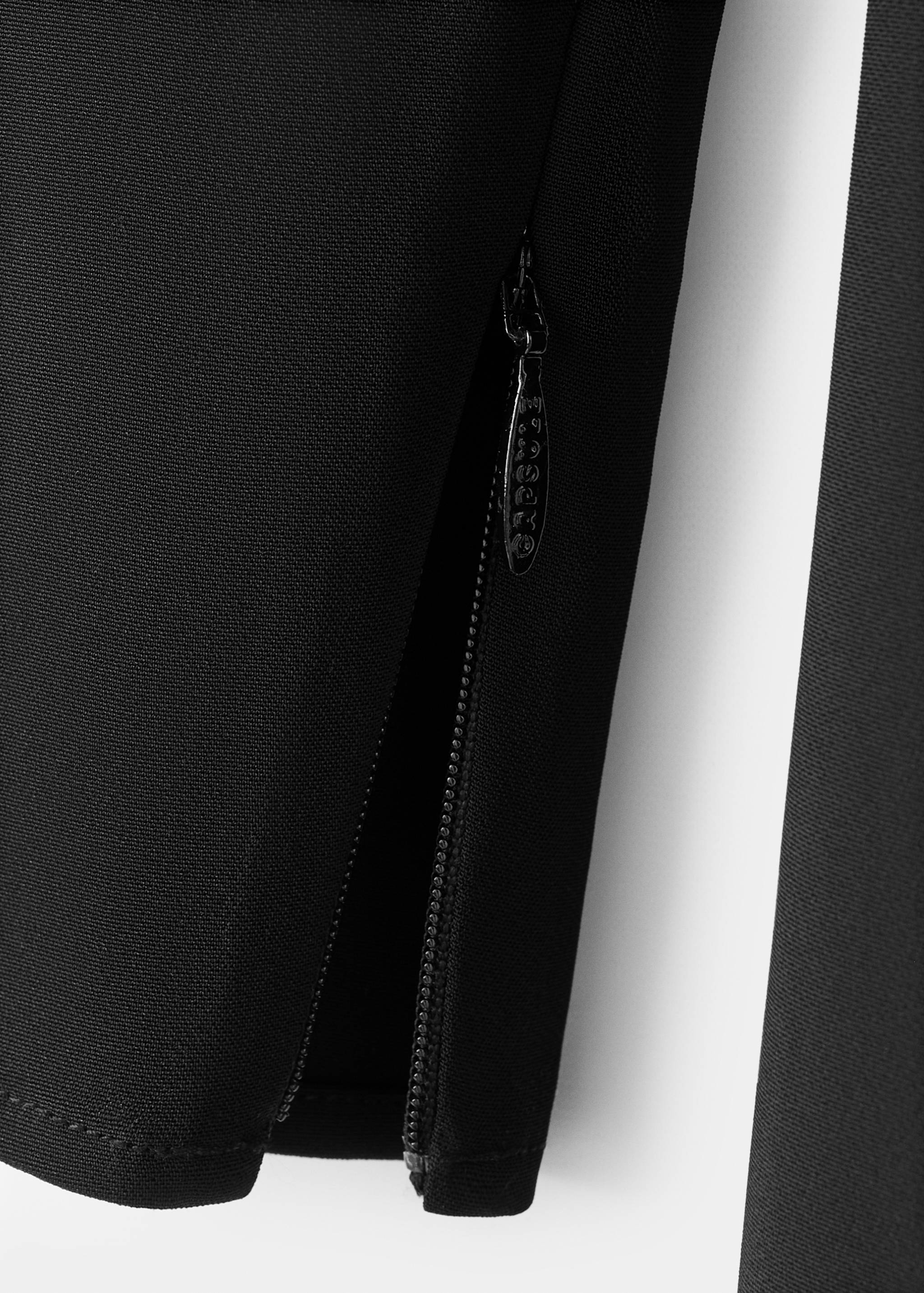 Asymmetrical open-back dress - Details of the article 8