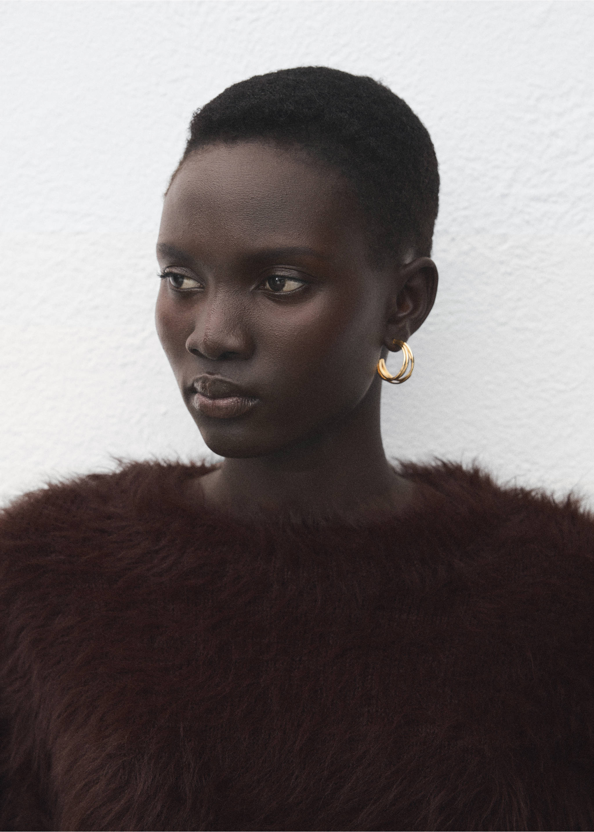 Pull en fausse fourrure - Détail de l'article 1, Marron. Ref: 27061301-00.