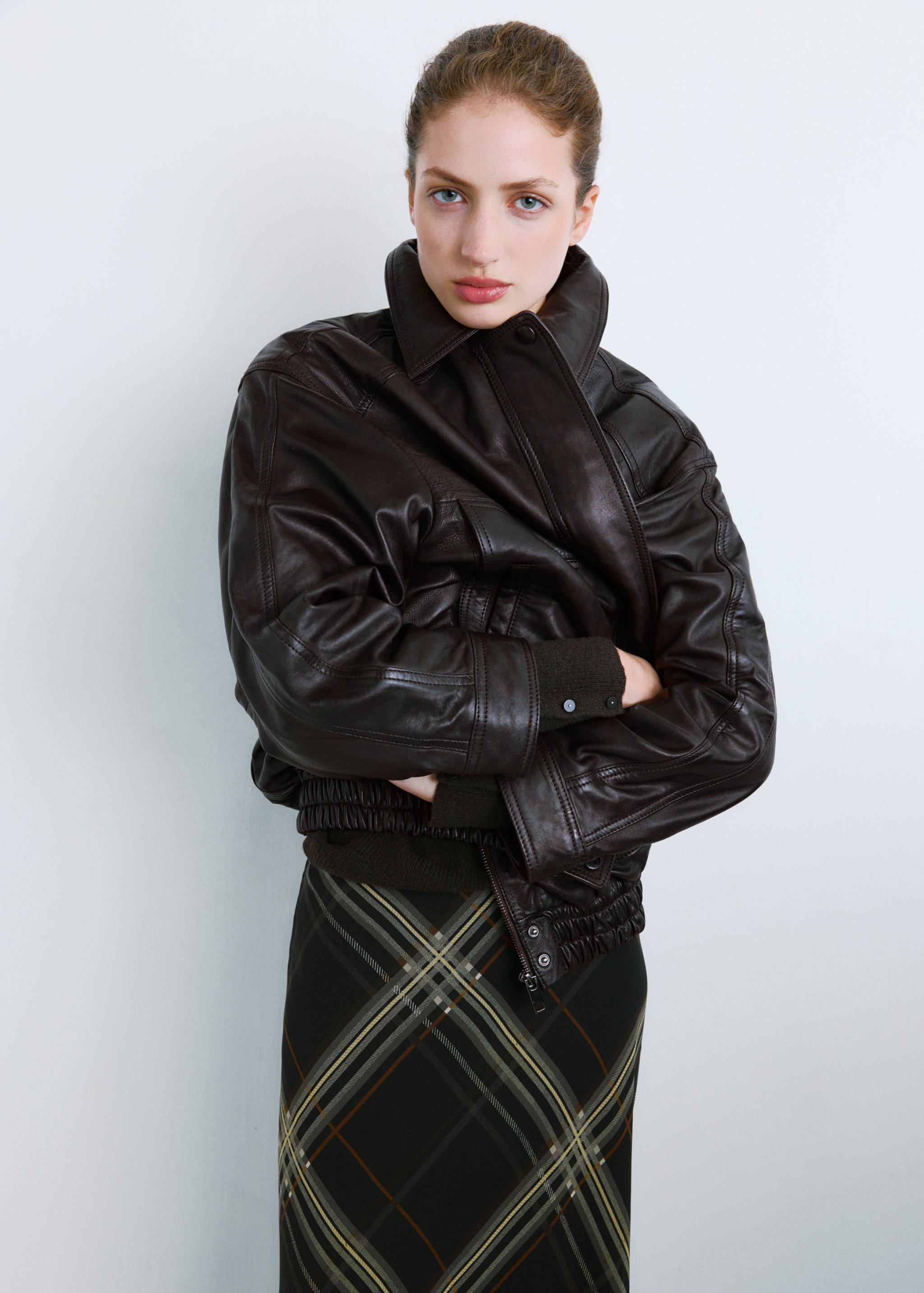 Checked long skirt - Details of the article 1