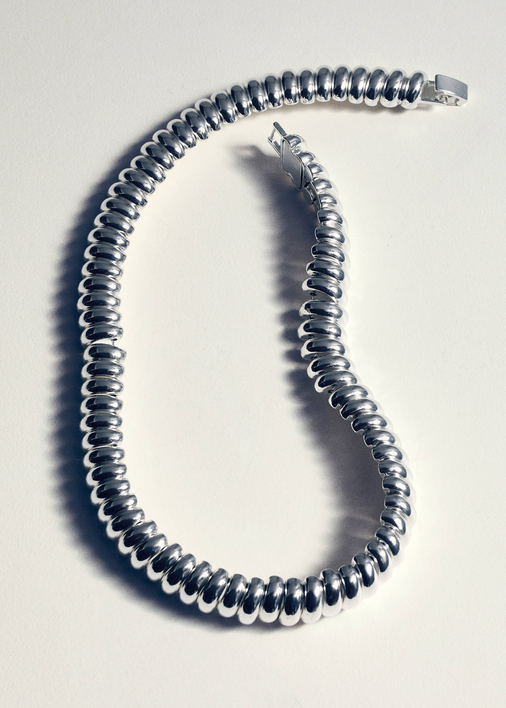 Embossed necklace - Details of the article 5